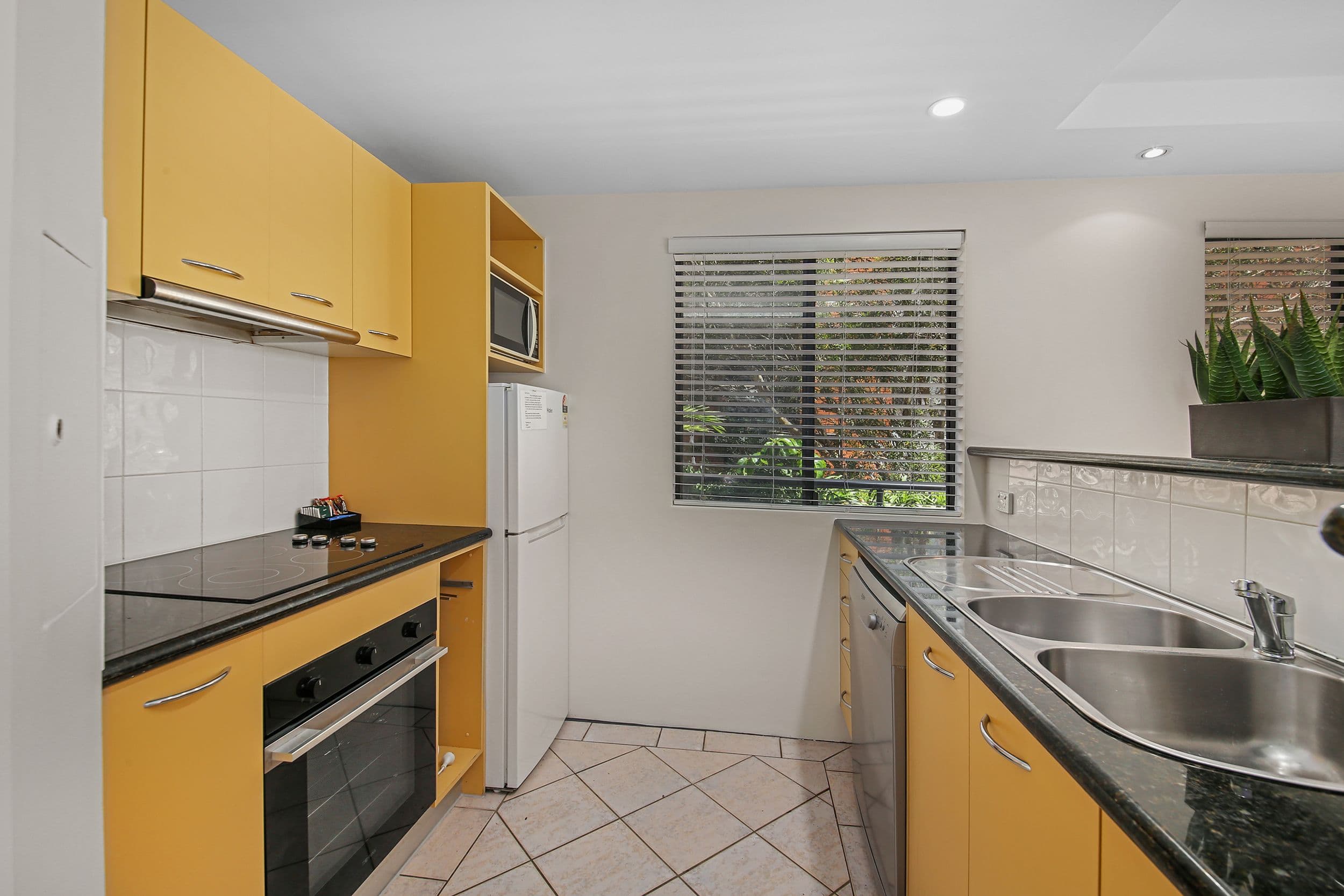 14-16 River Esplanade , Mooloolaba QLD 4557, Mooloolaba - Thumbnail 8