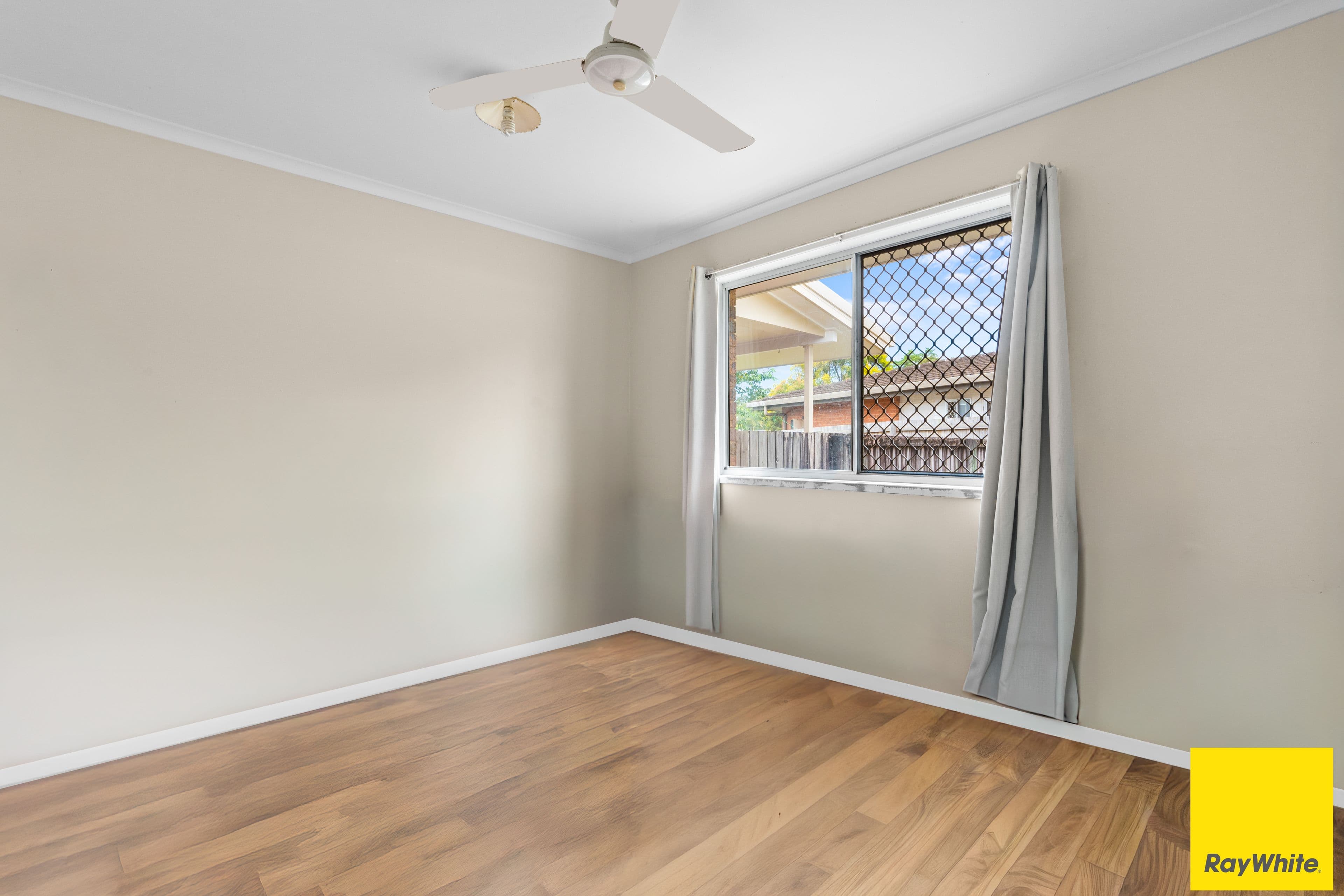 43 Frances Street, Mooroobool - Thumbnail 2