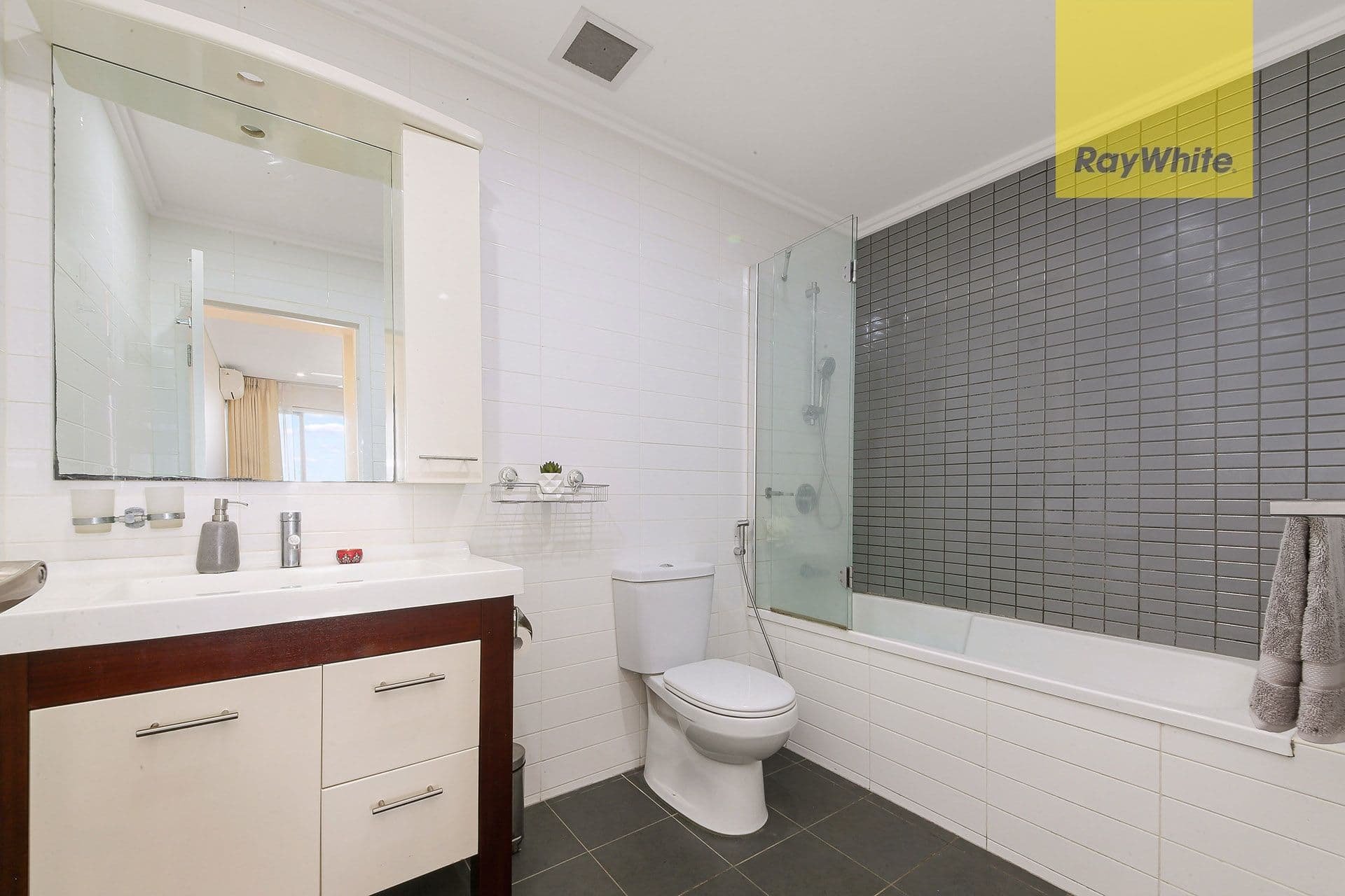8 Cowper Street , Parramatta NSW 2150, Parramatta - Thumbnail 8