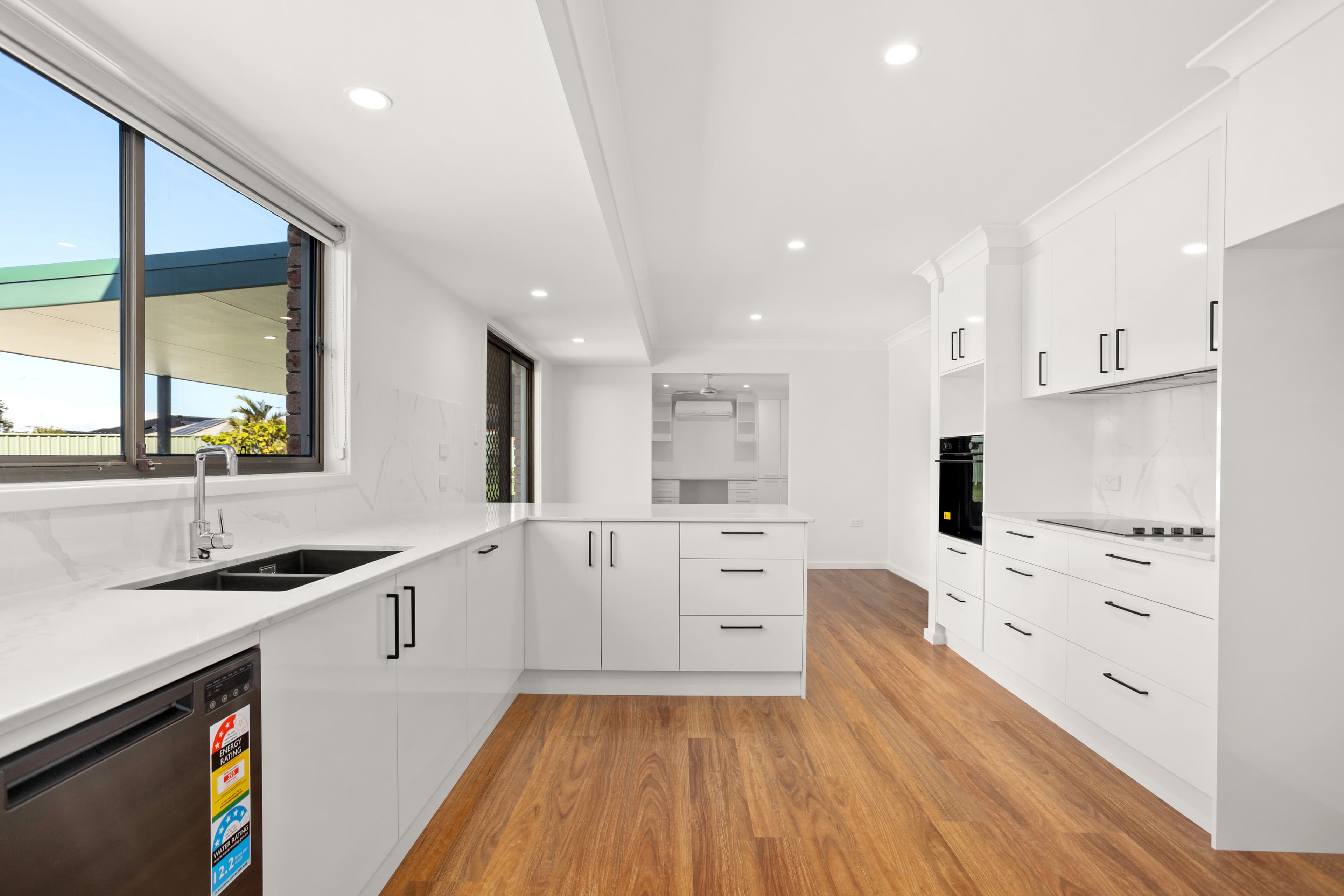 8 Craiglea Close , Taree NSW 2430, Taree - Thumbnail 2