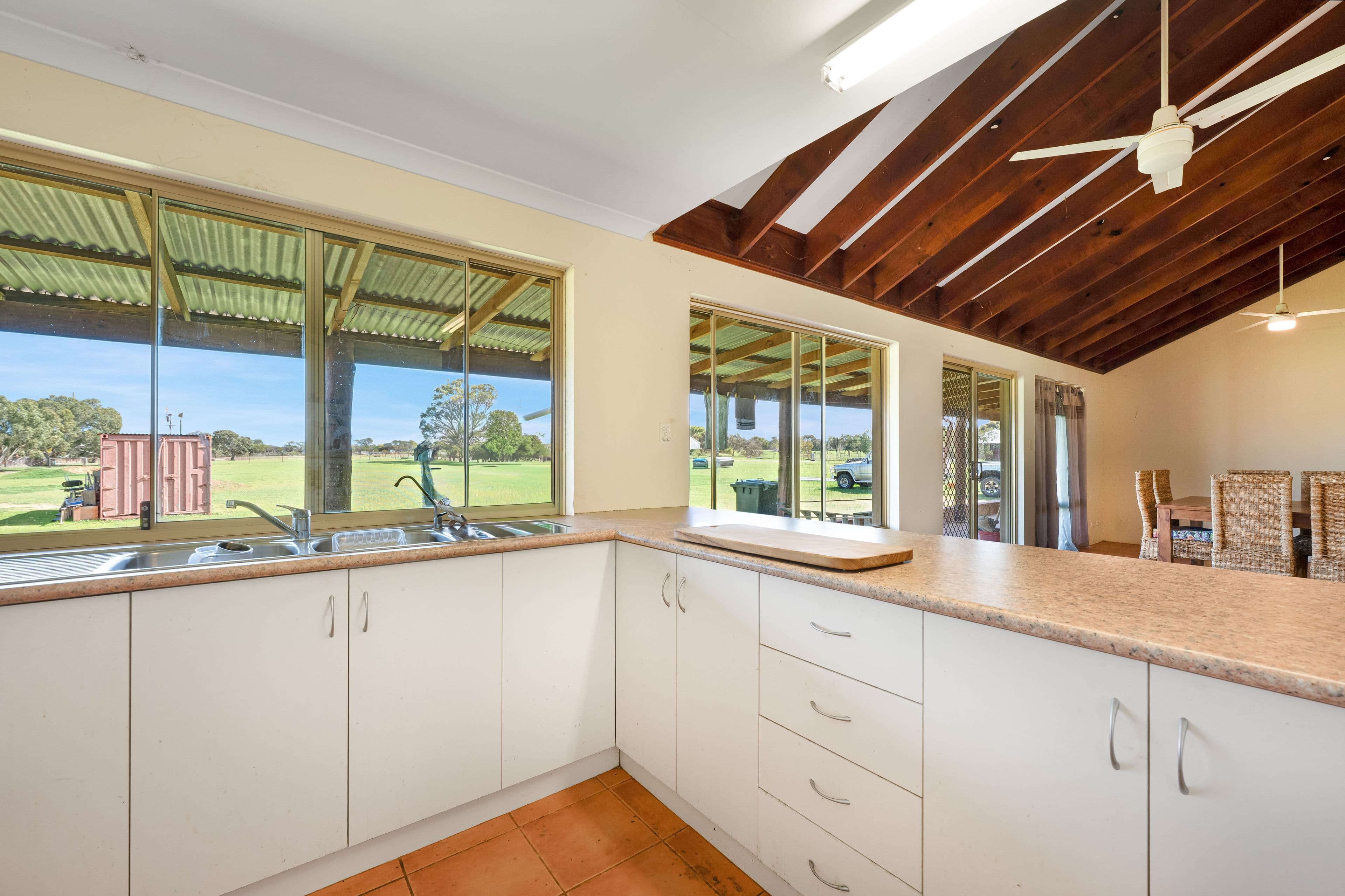 36 Longva Road , Moresby WA 6530, Moresby - Thumbnail 7