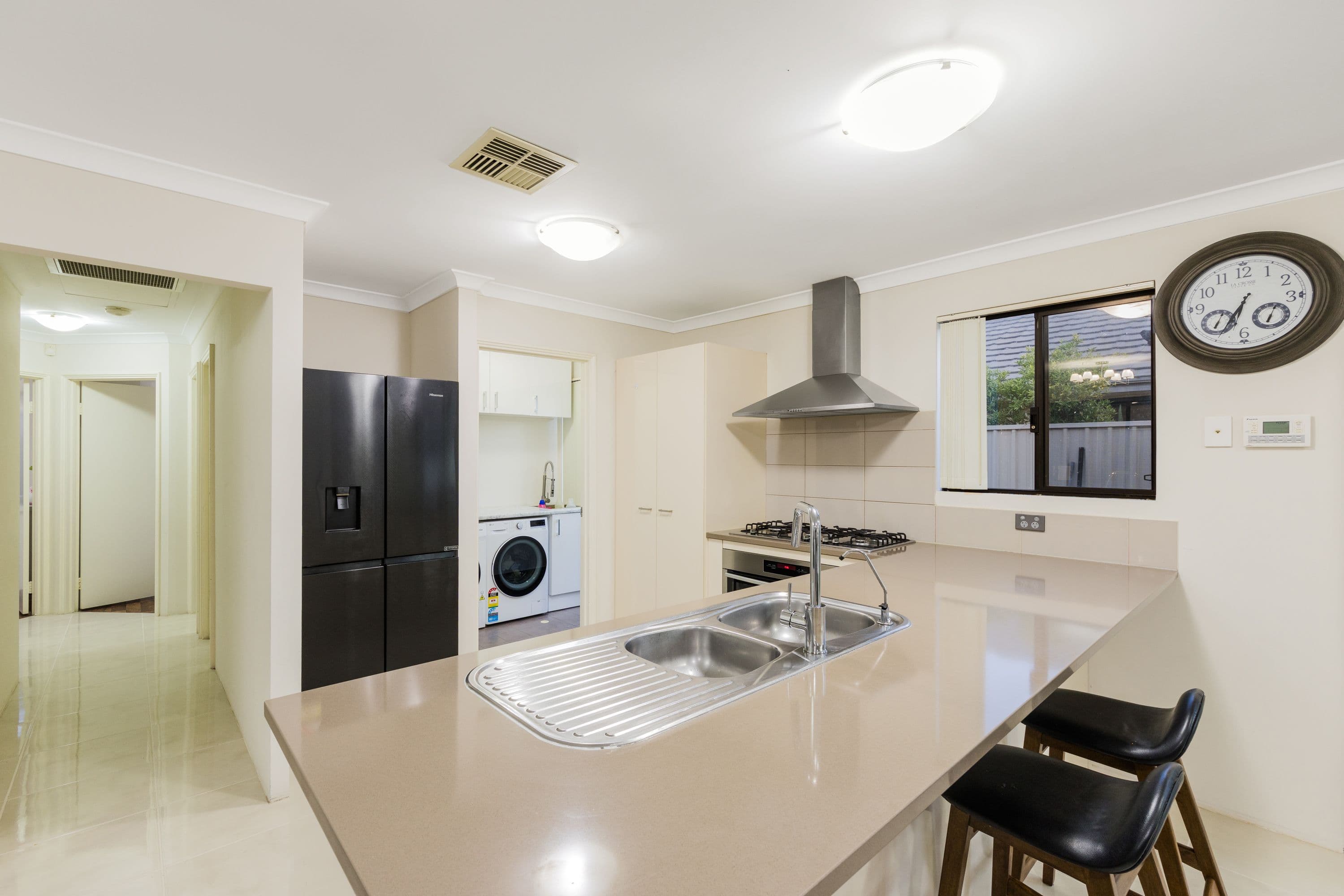 35 Ballycastle Loop , Canning Vale WA 6155, Canning Vale - Thumbnail 3
