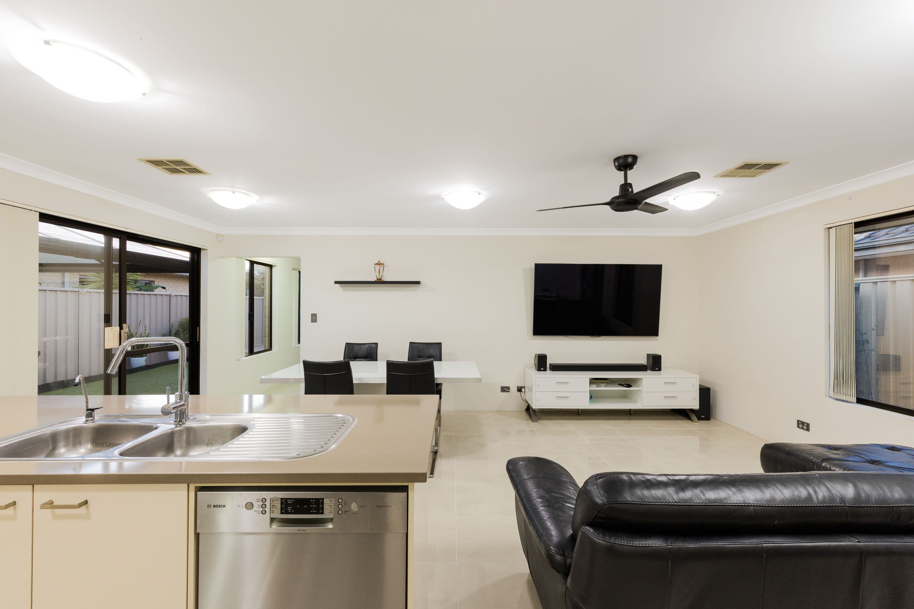 35 Ballycastle Loop , Canning Vale WA 6155, Canning Vale - Thumbnail 6