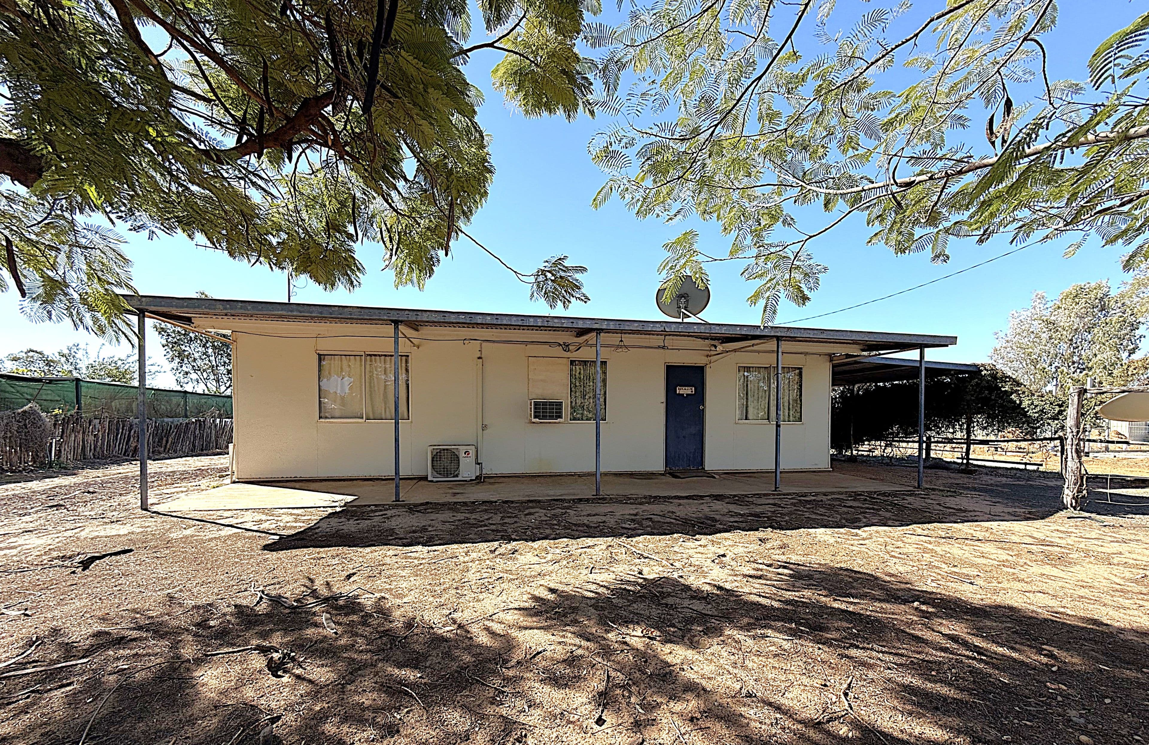 6 Elm Street , Barcaldine QLD 4725, Barcaldine - Image 1