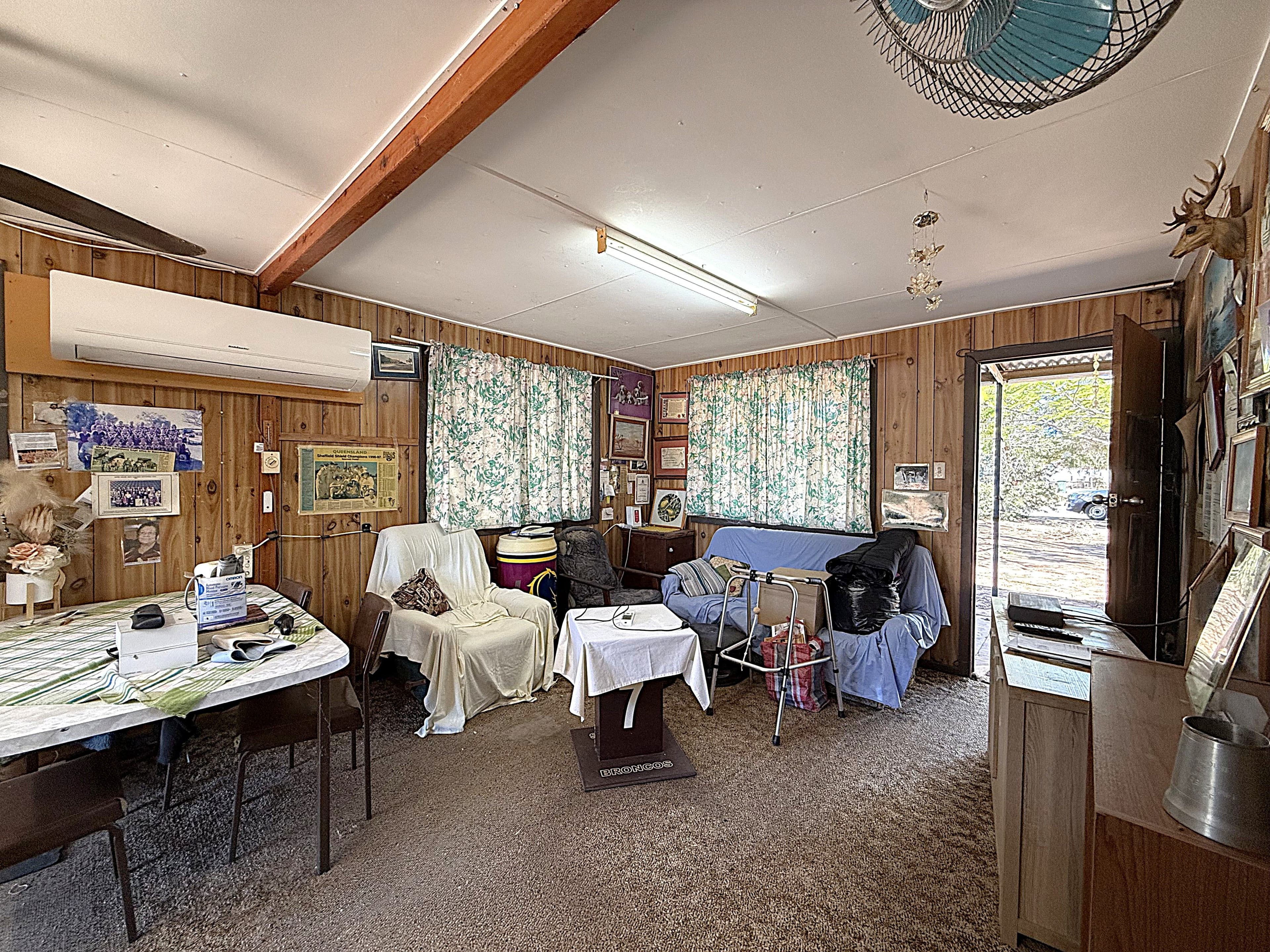 6 Elm Street , Barcaldine QLD 4725, Barcaldine - Thumbnail 3