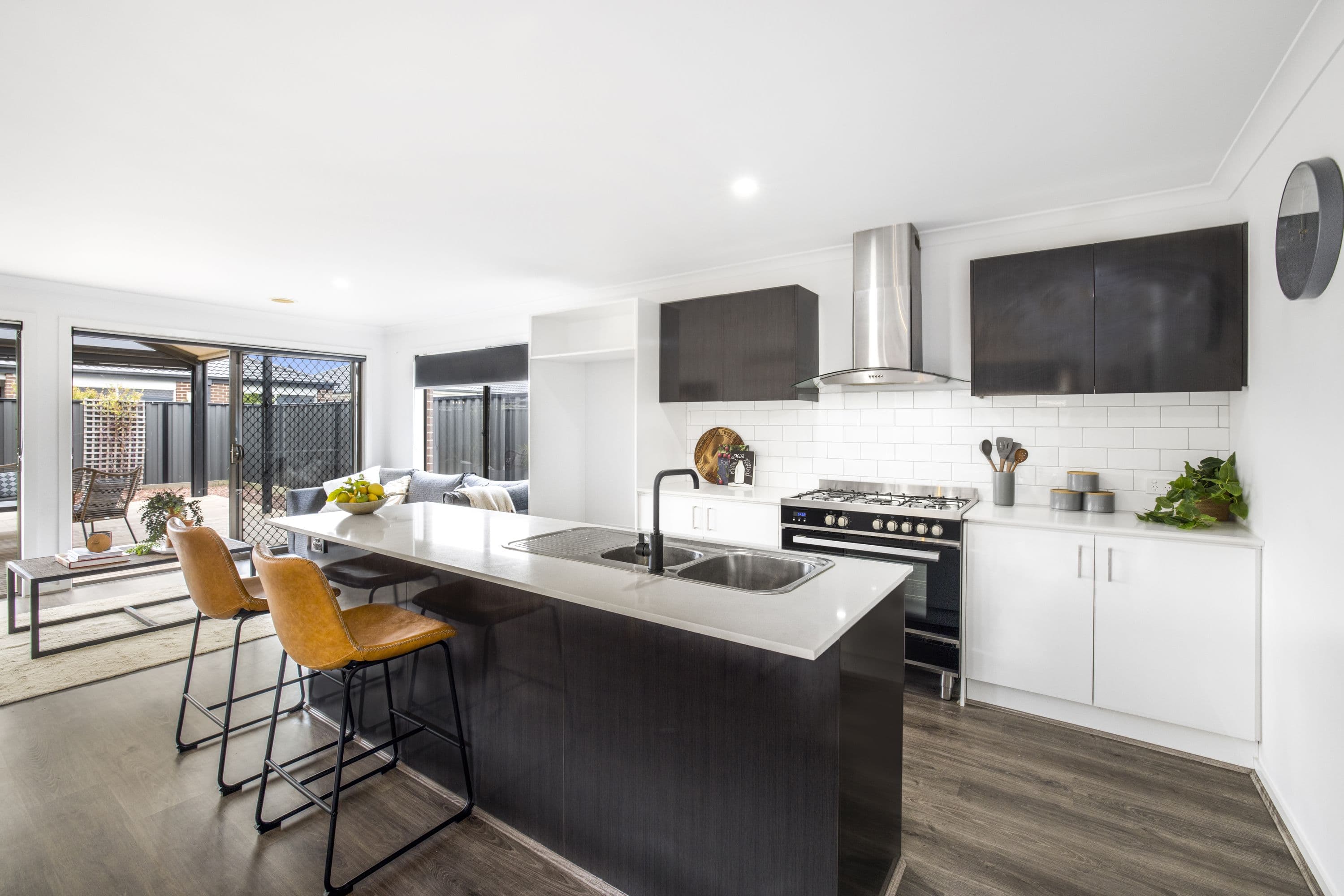 39 Pinnacle Drive , Pakenham VIC 3810, Pakenham - Thumbnail 2