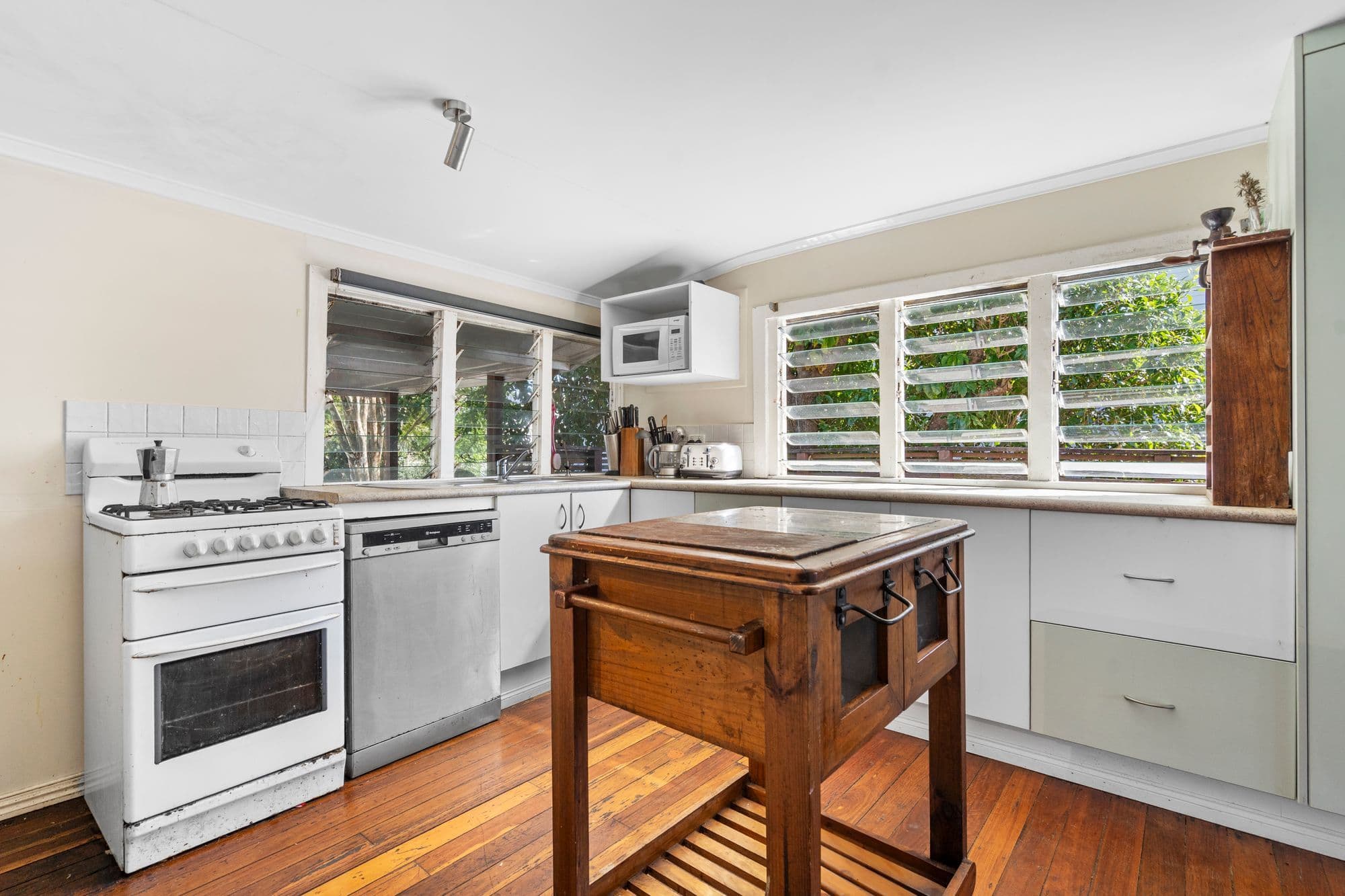 570 Flinders Parade , Brighton QLD 4017, Brighton - Thumbnail 3