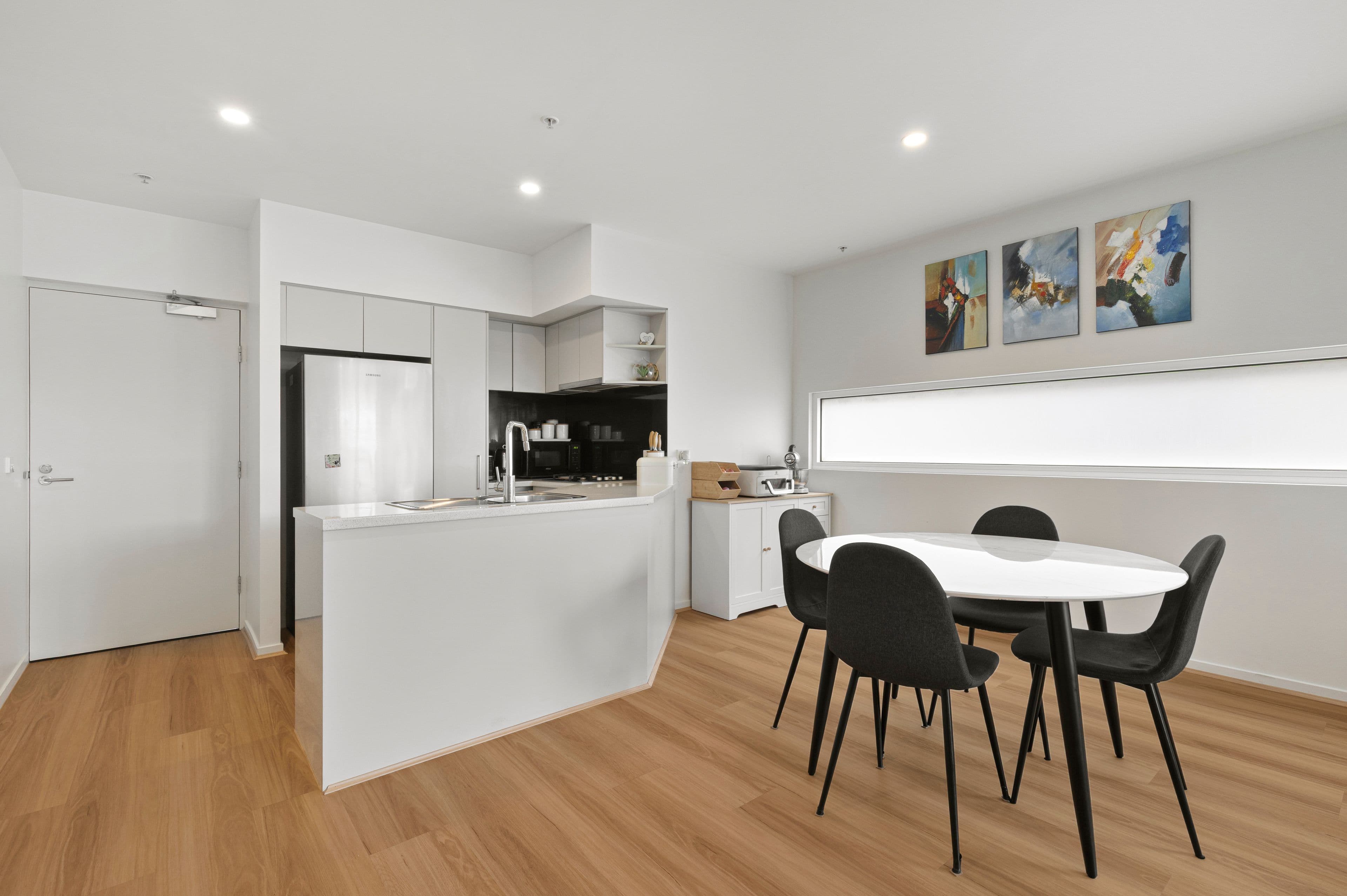 95 Warrigal Road , Hughesdale VIC 3166, Hughesdale - Thumbnail 3