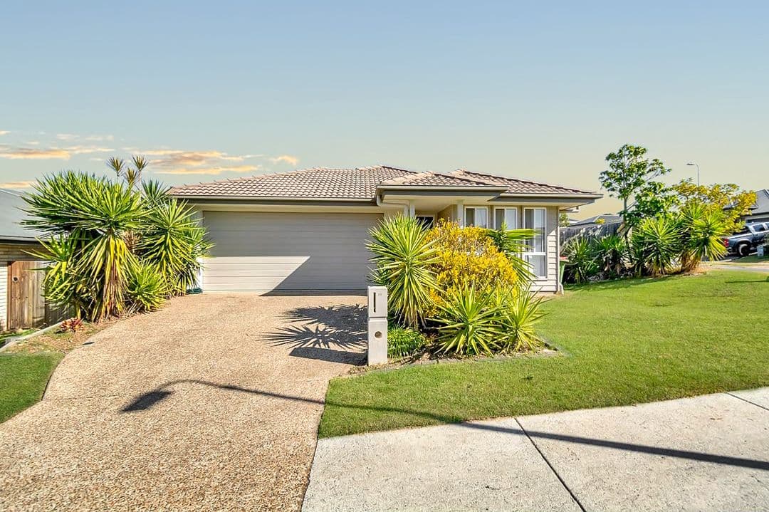 35 Greenstone Street , Yarrabilba QLD 4207, Yarrabilba - Thumbnail 2