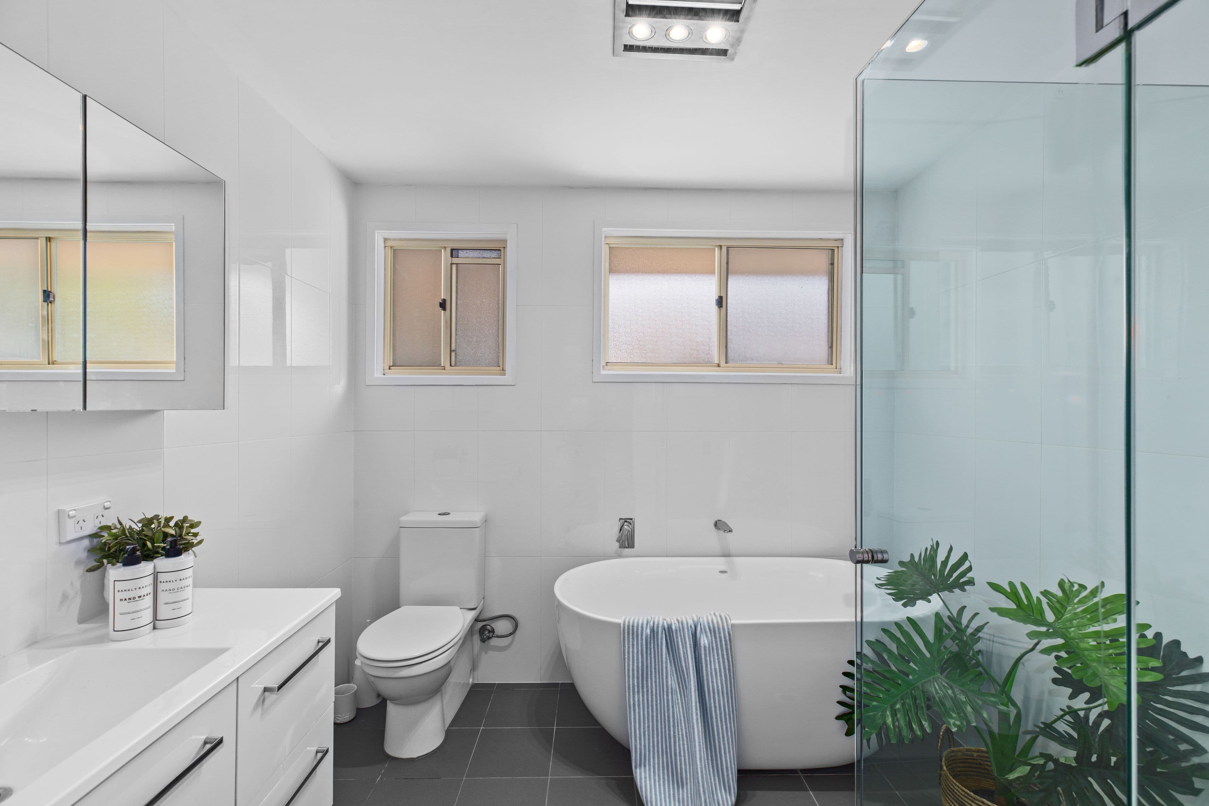 8 Ruth Place , Bateau Bay NSW 2261, Bateau Bay - Thumbnail 5