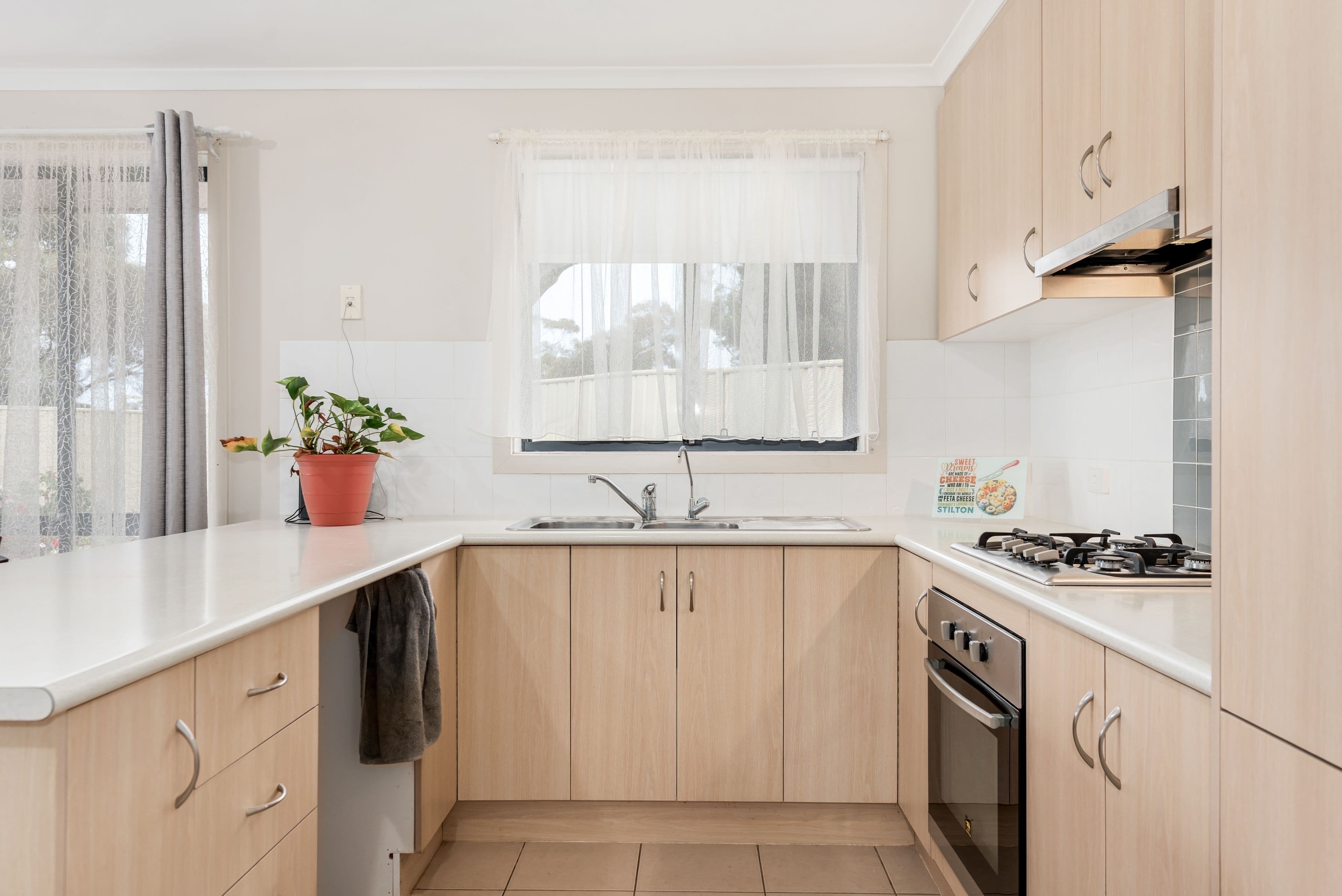 21 Osmund Crescent , Christie Downs SA 5164, Christie Downs - Thumbnail 5