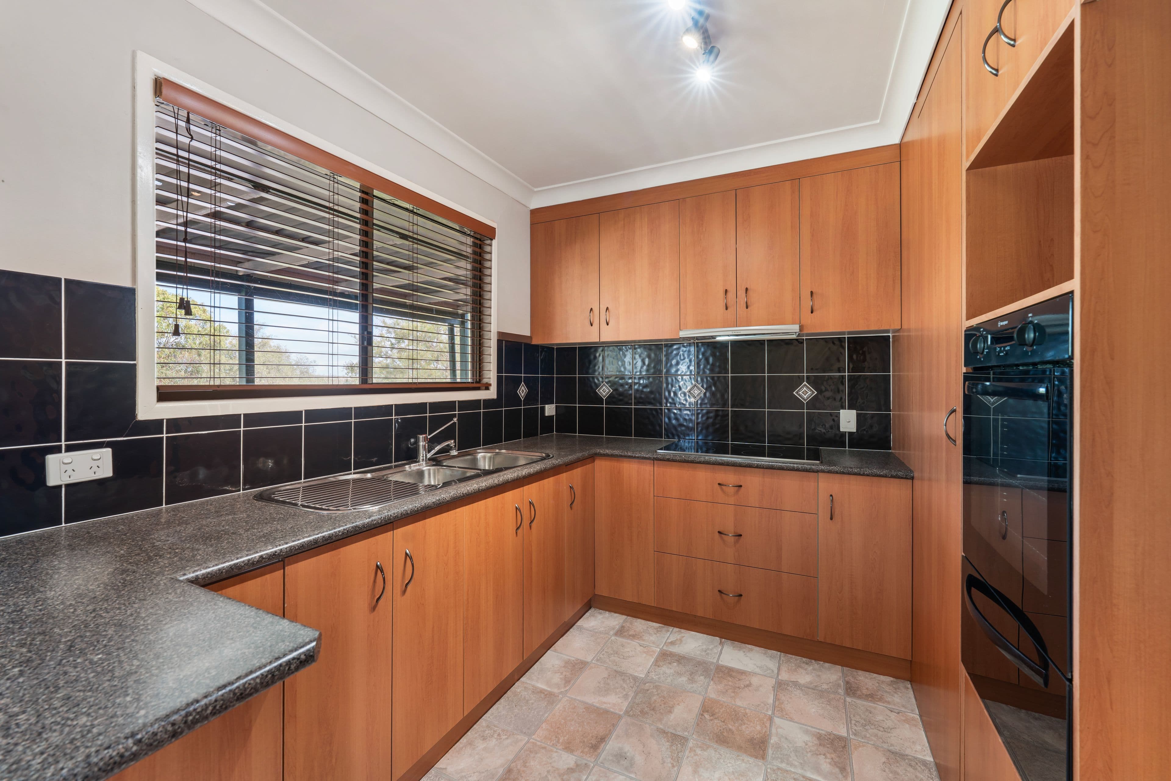 23 Catherine Crescent , Kingsthorpe QLD 4400, Kingsthorpe - Thumbnail 7