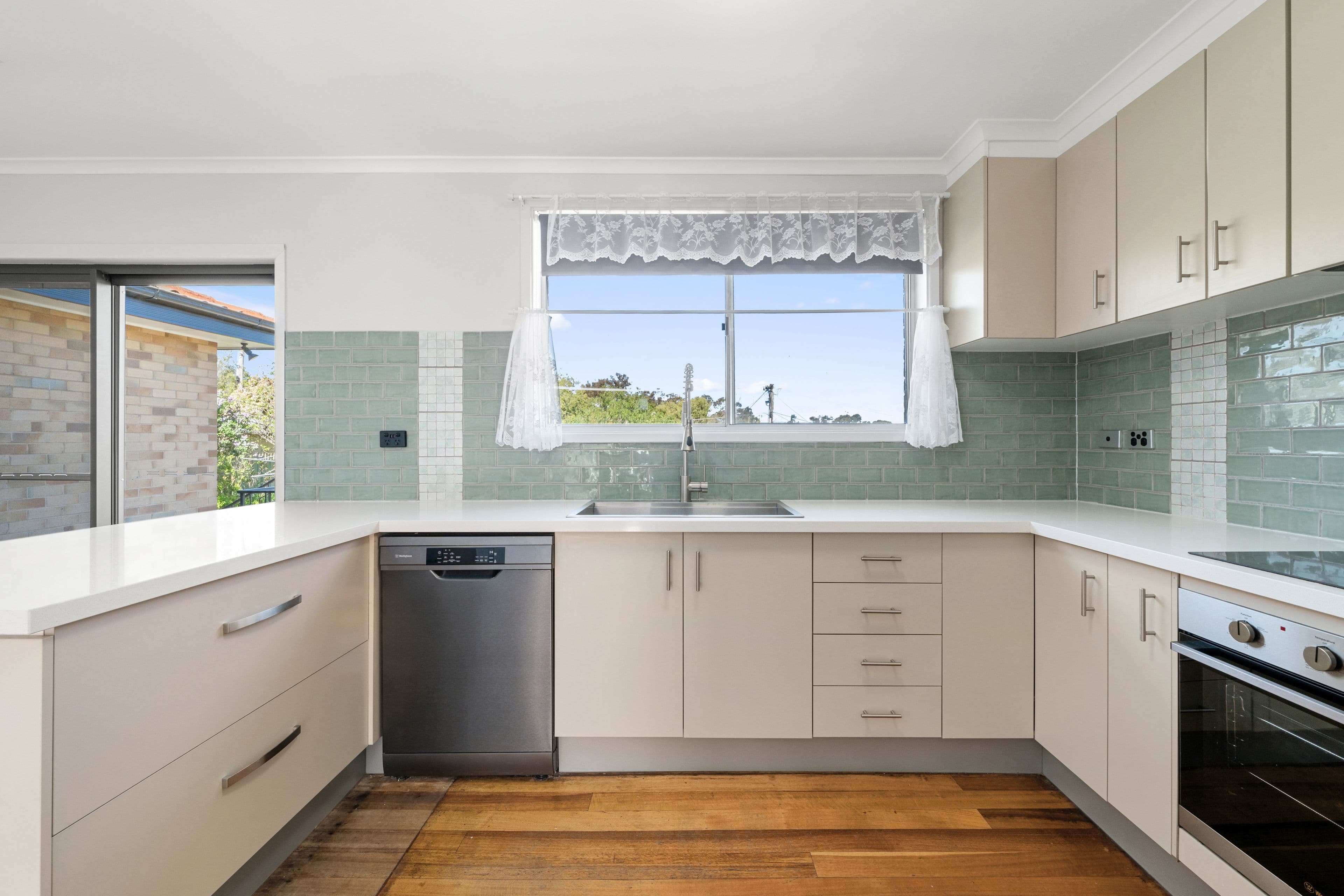 18 Pattinson Crescent , Flynn ACT 2615, Flynn - Thumbnail 3