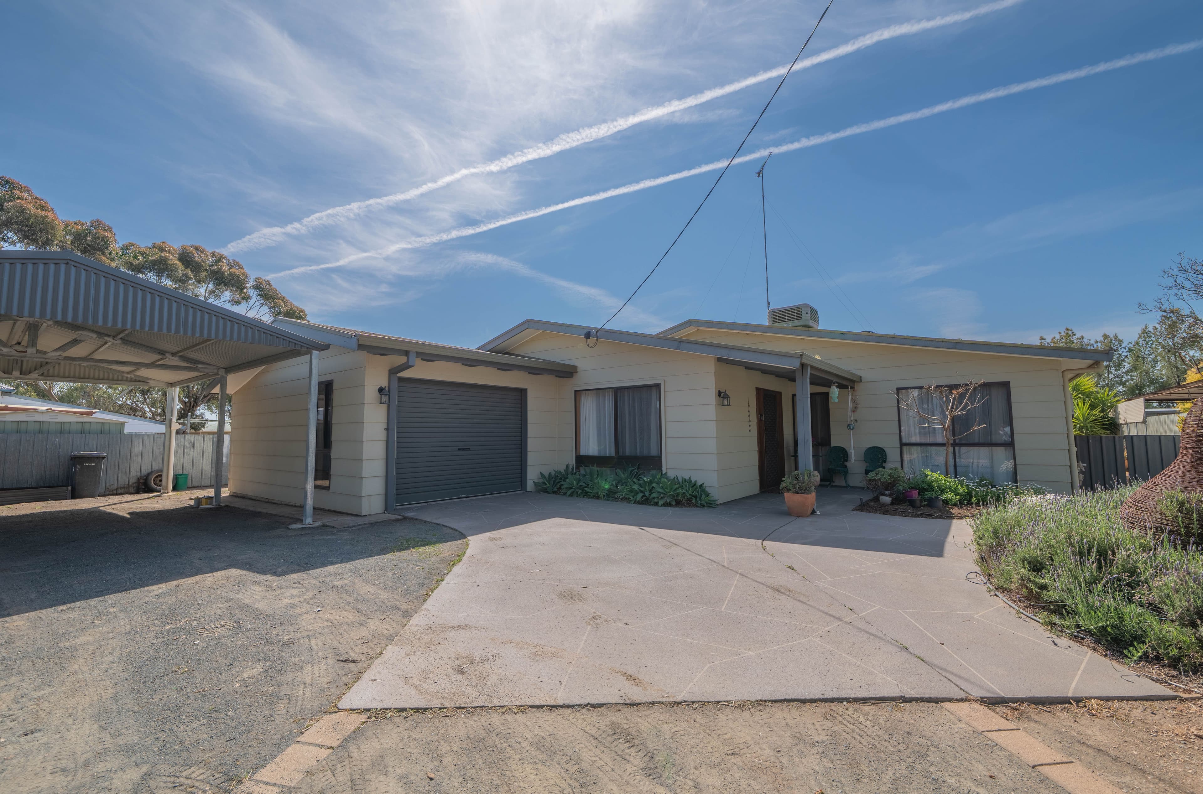 3 Howard Street , West Wyalong NSW 2671, West Wyalong - Image 1