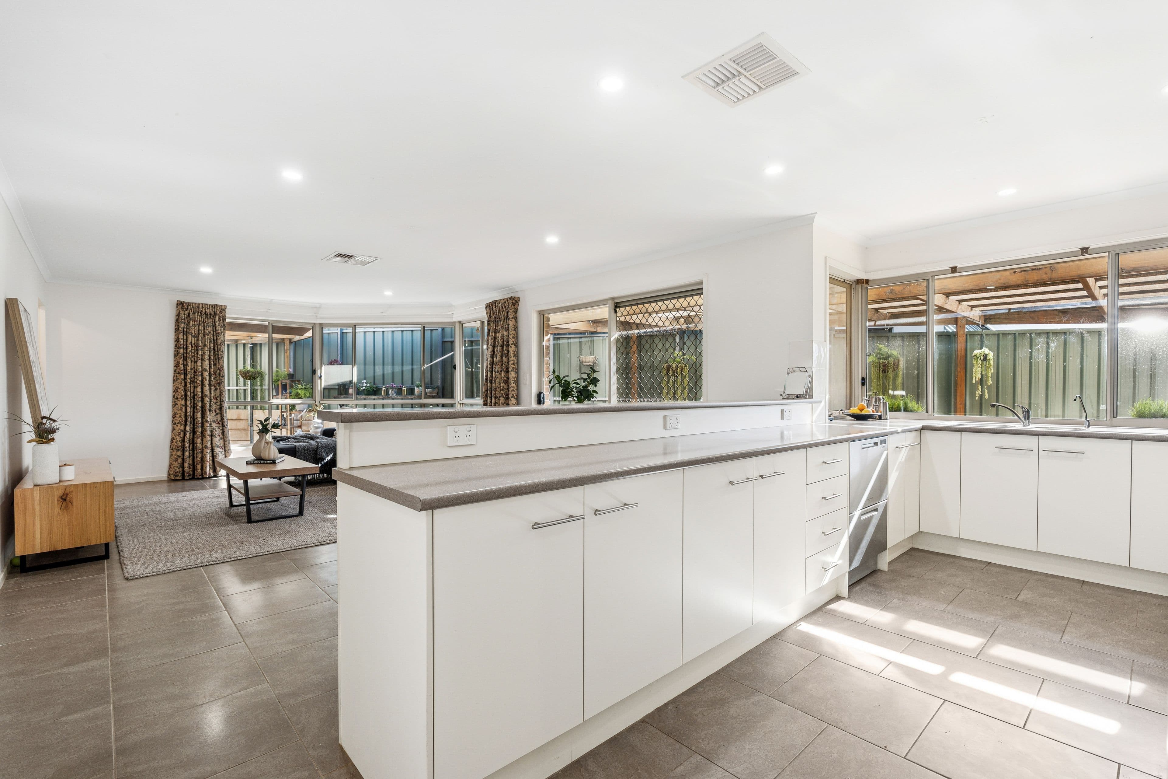 6 York Drive , Flagstaff Hill SA 5159, Flagstaff Hill - Thumbnail 8