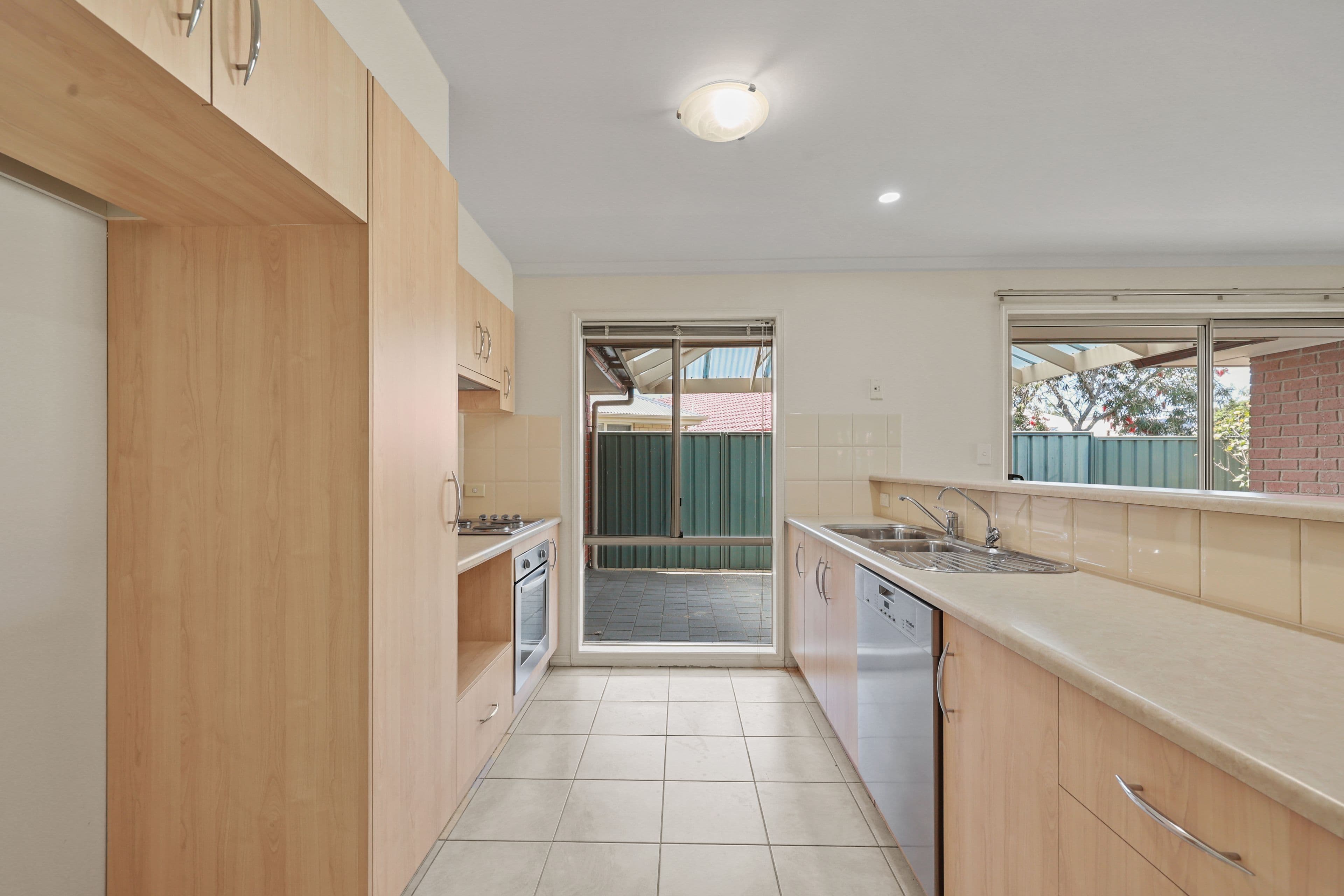 3 Robb Street , Encounter Bay SA 5211, Encounter Bay - Thumbnail 4