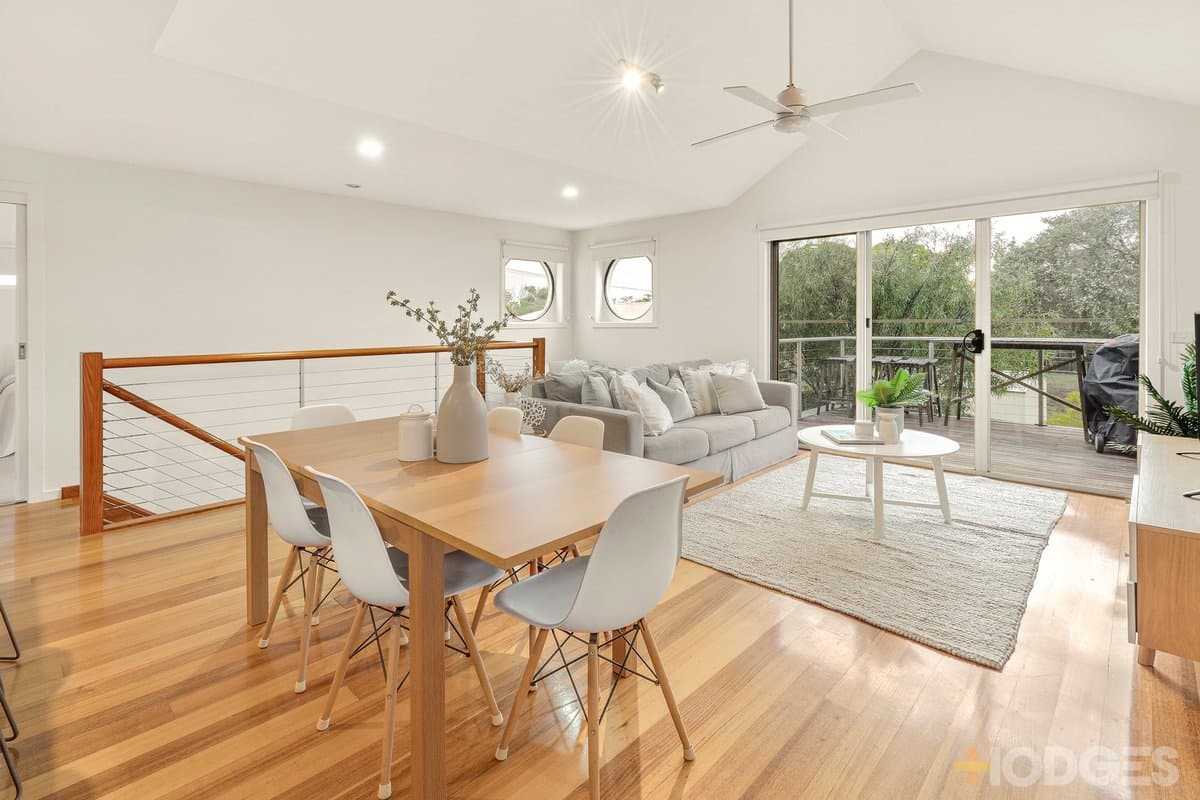 2/15 Baker Street, Ocean Grove - Thumbnail 3