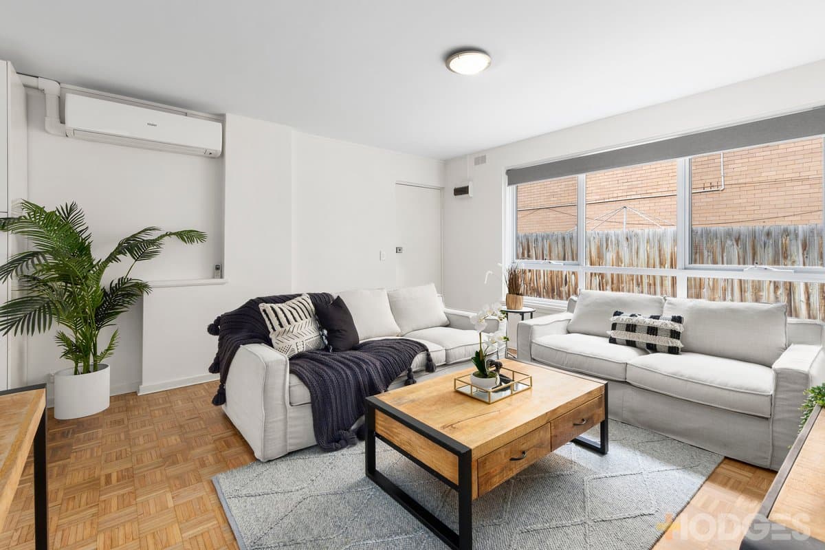 1/12 Carmichael Street, West Footscray - Thumbnail 2