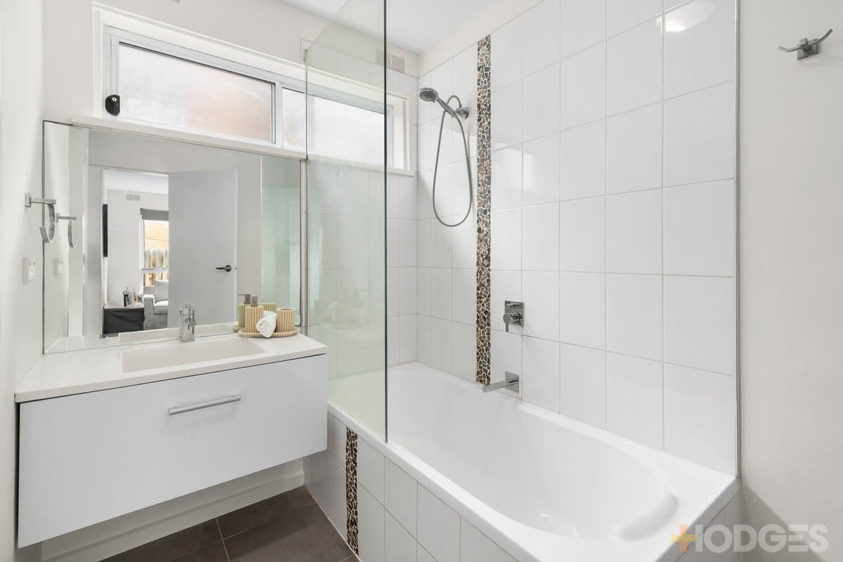 1/12 Carmichael Street, West Footscray - Thumbnail 8