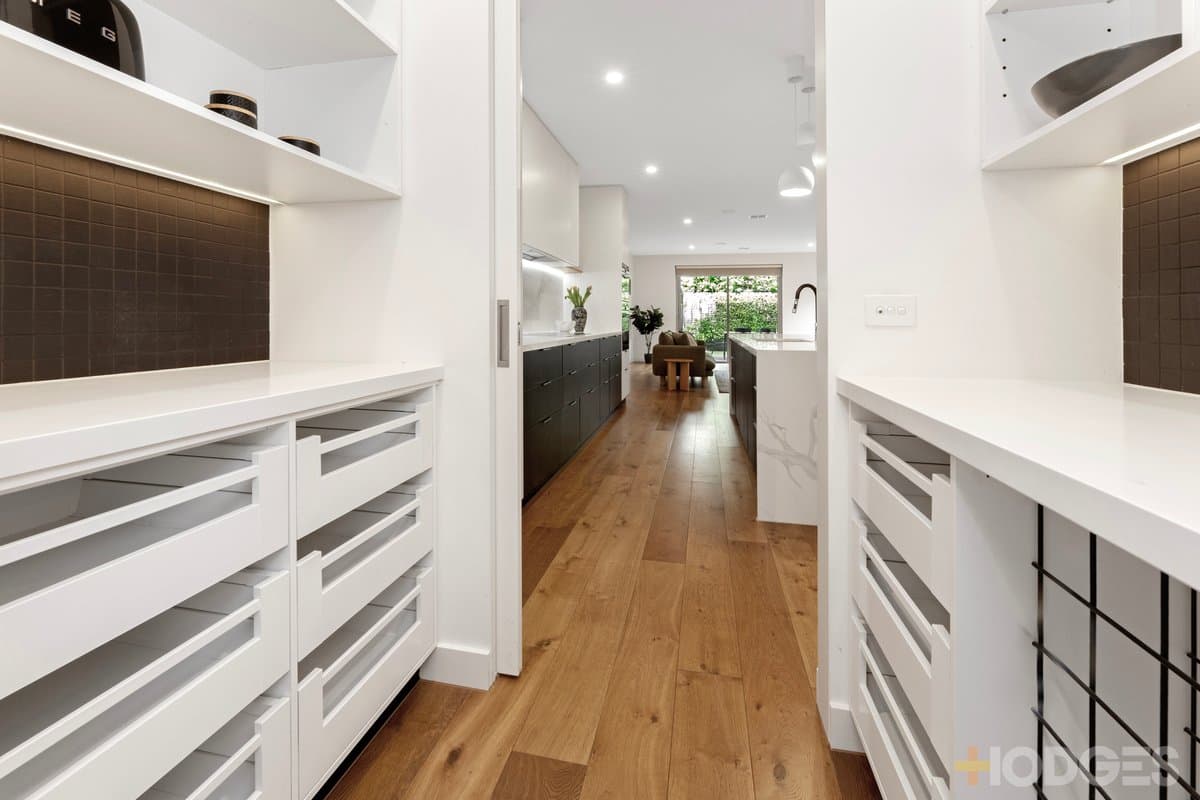10B Barnett Street, Hampton - Thumbnail 8