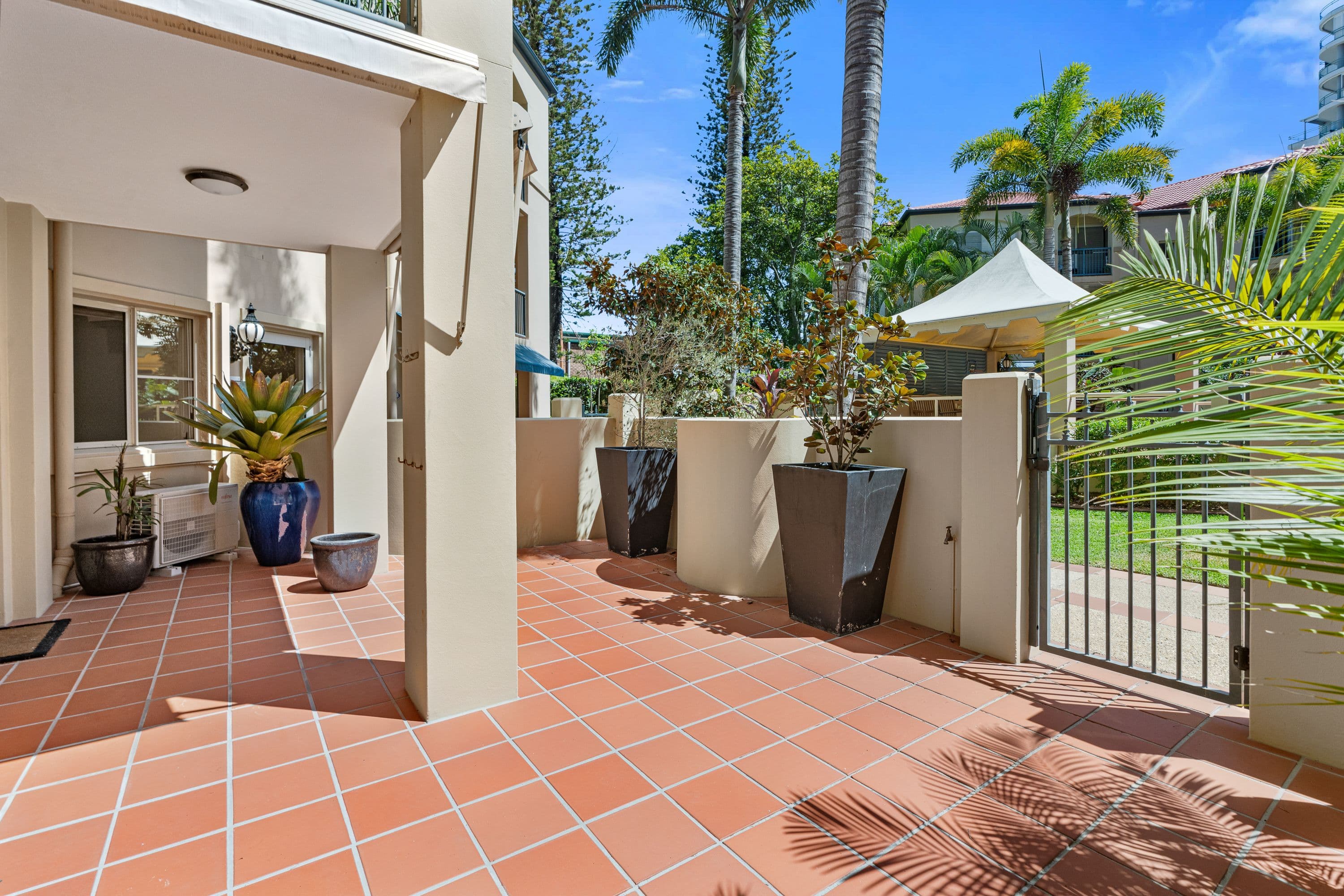 38 Woodroffe Avenue , Main Beach QLD 4217, Main Beach - Image 1