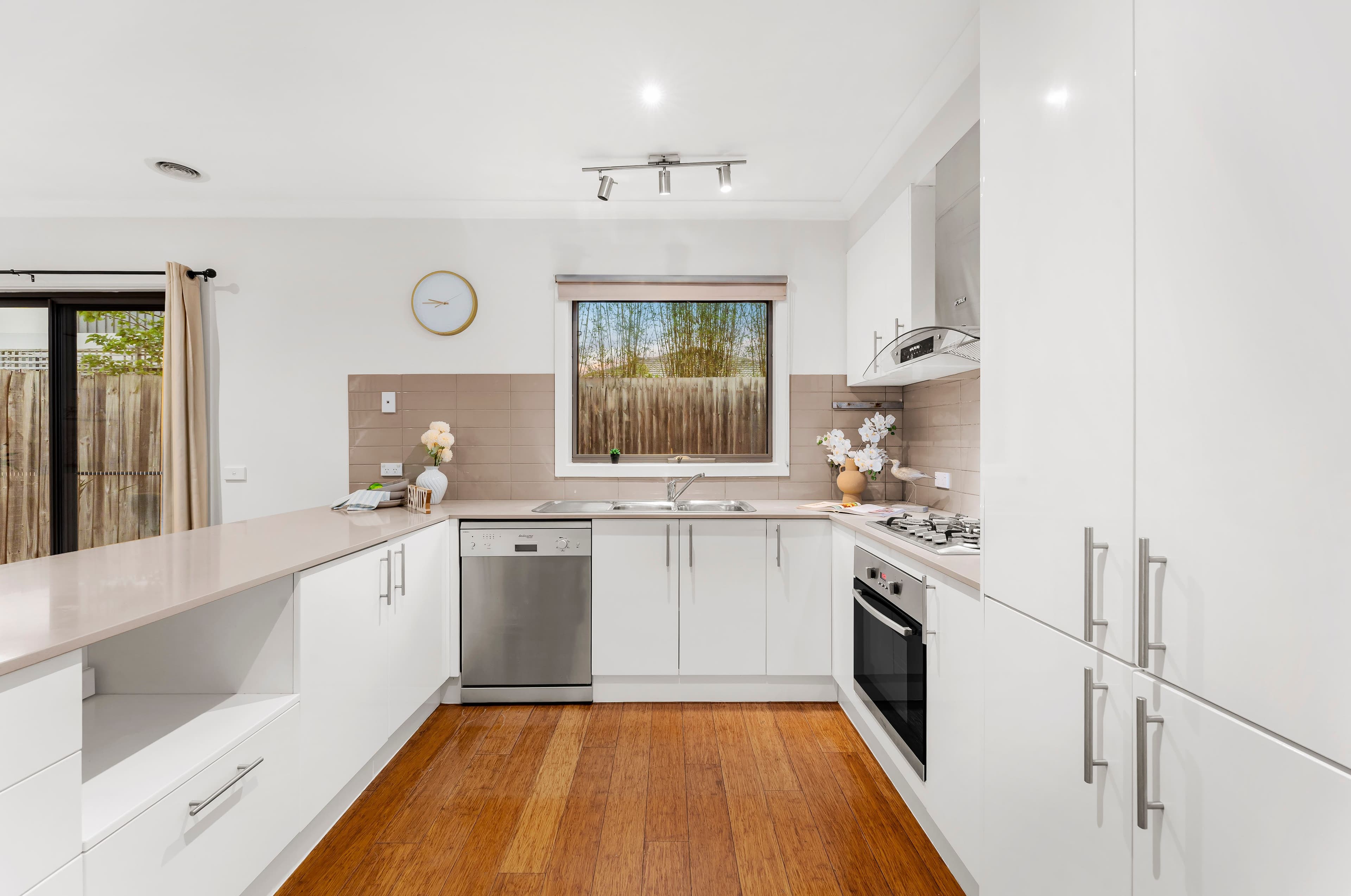 1303 Centre Road , Clayton VIC 3168, Clayton - Thumbnail 3