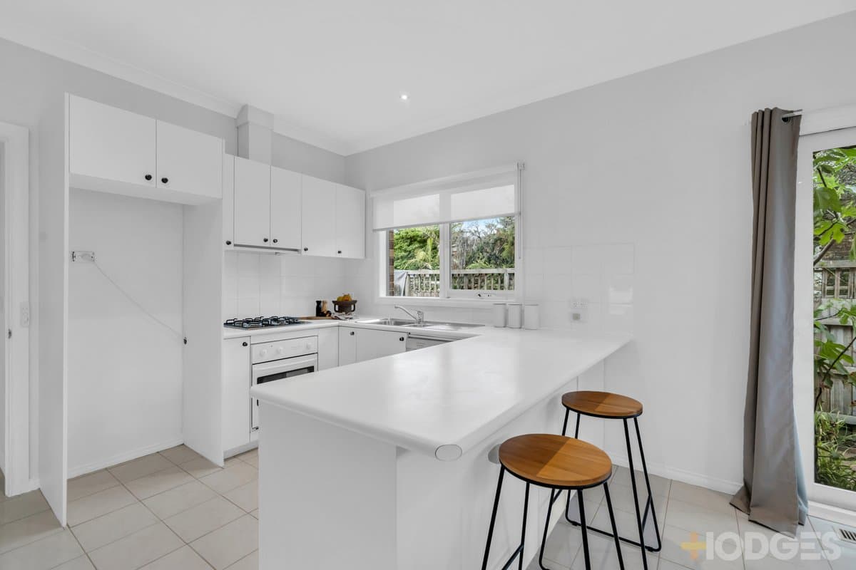 9 Rogers Street, Mentone - Thumbnail 5
