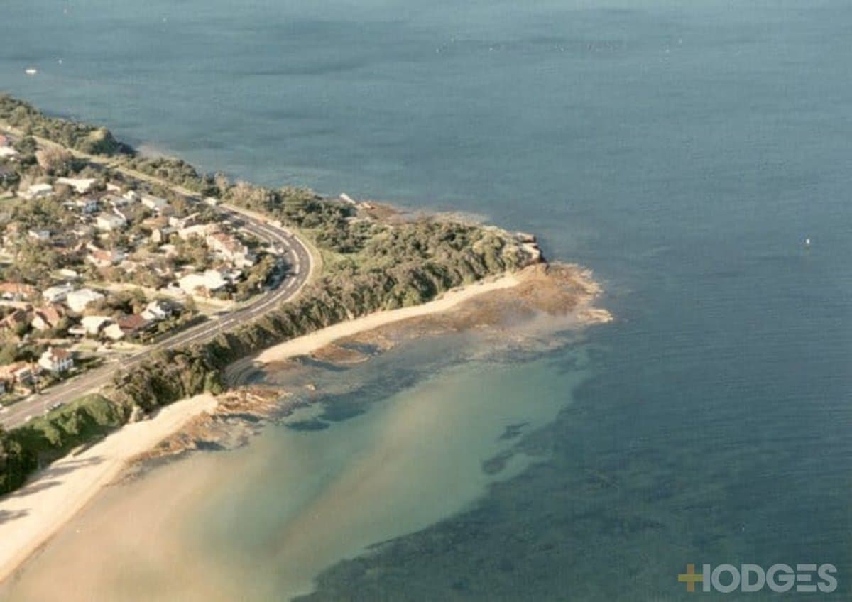 13 Glenwood Avenue, Beaumaris - Thumbnail 2
