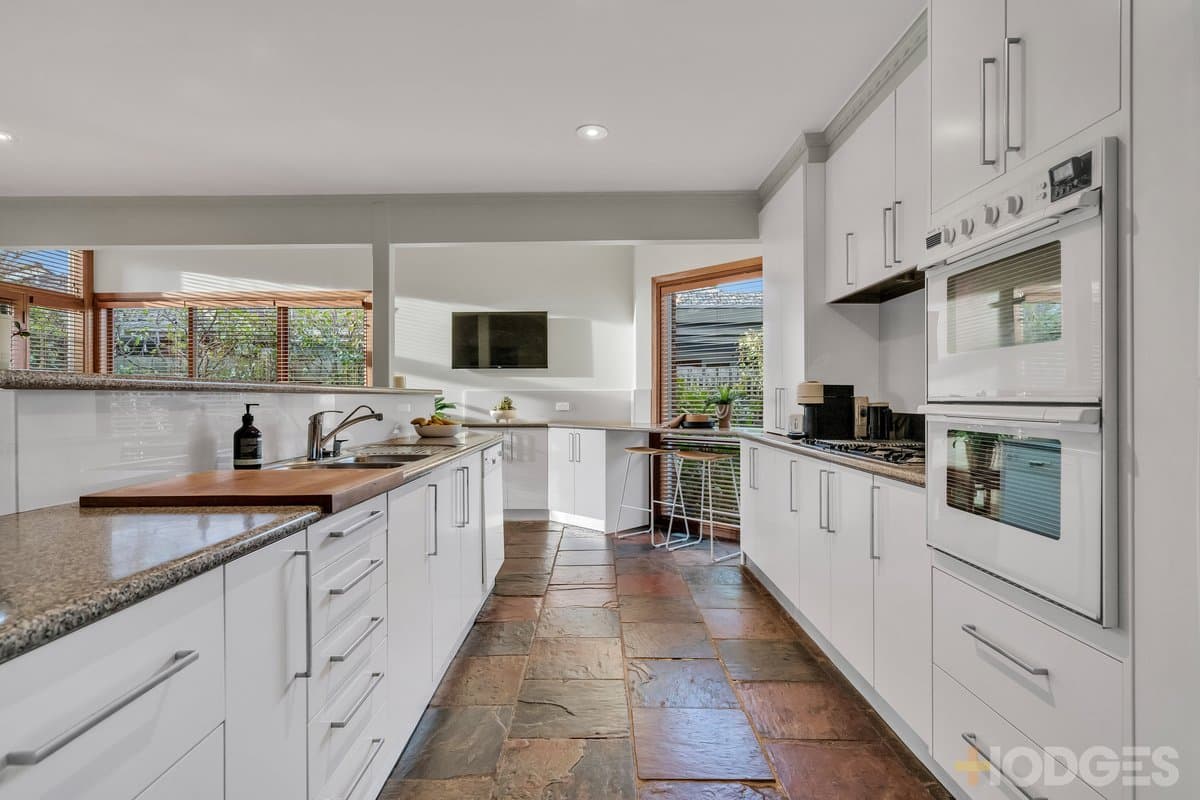 33 Plummer Road, Mentone - Thumbnail 7