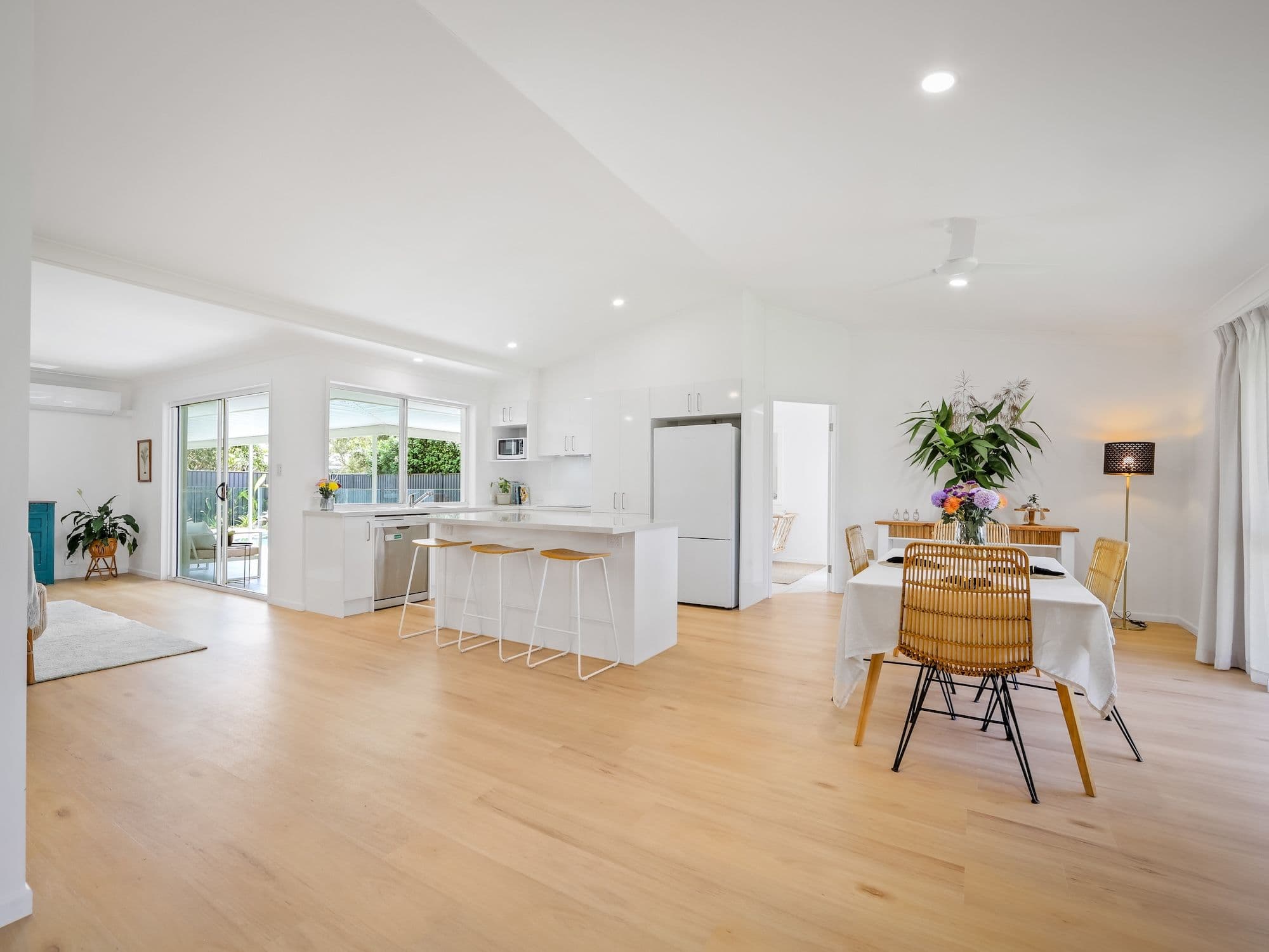 19 Frankston Court , Robina QLD 4226, Robina - Image 1