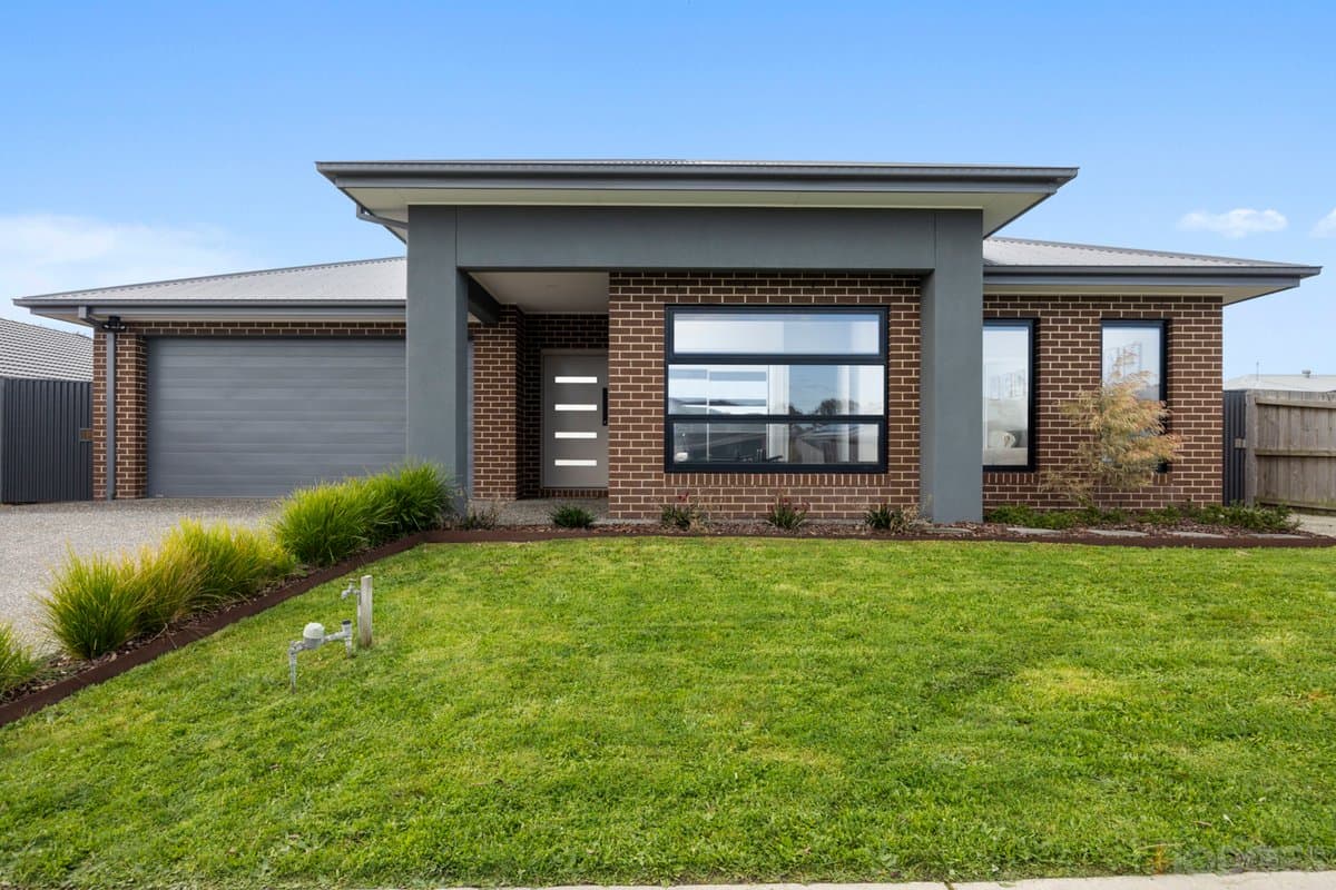 15 Colliery Avenue, North Wonthaggi - Image 1