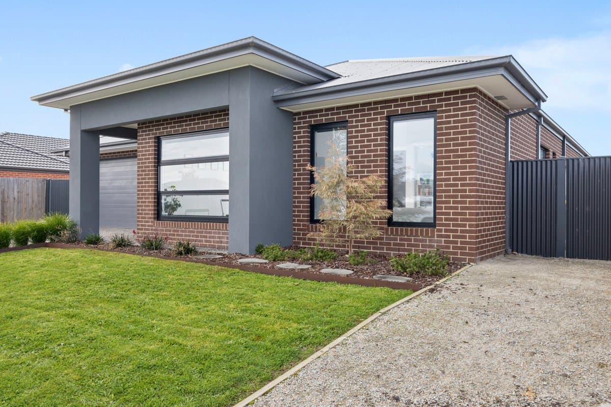 15 Colliery Avenue, North Wonthaggi - Thumbnail 2