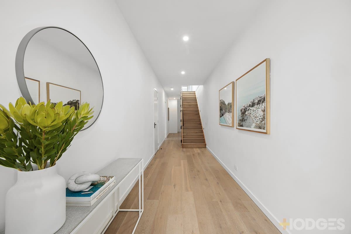 92B Wickham Road, Hampton East - Thumbnail 2