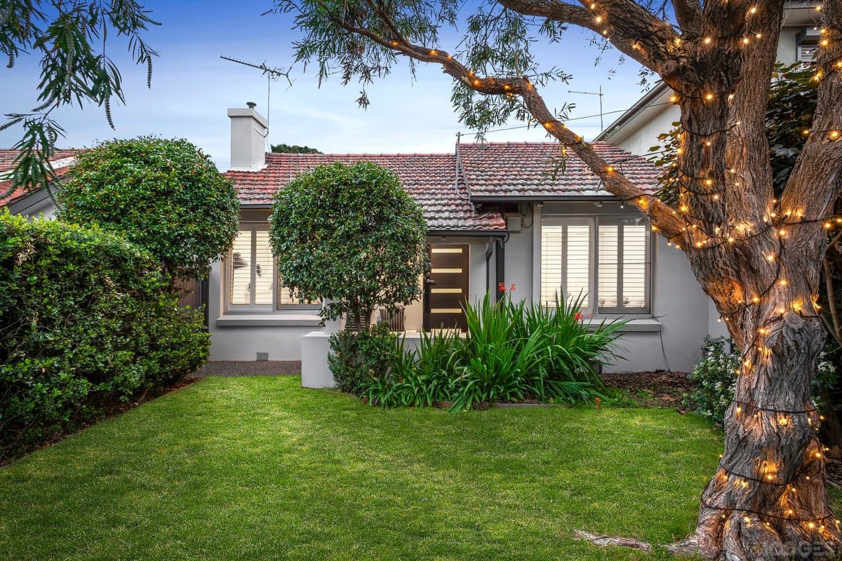 2A Findon Court, Highett - Image 1