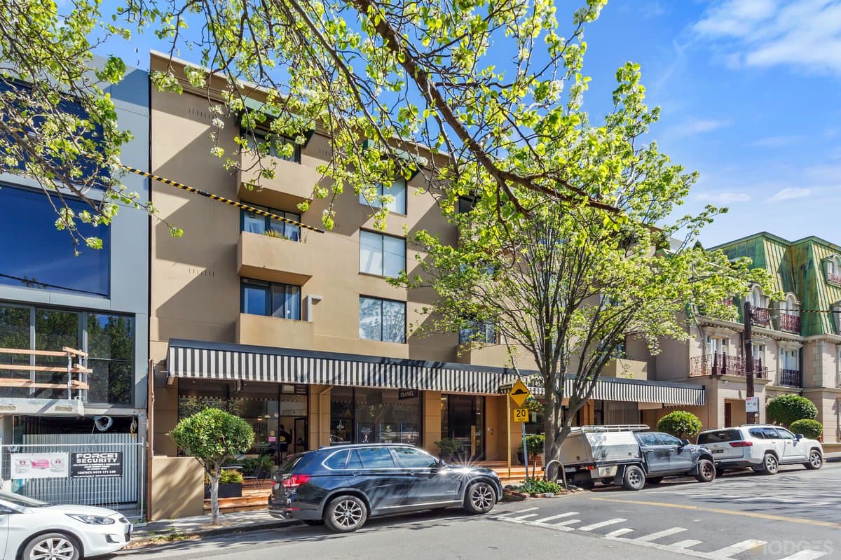 66/145 Canterbury Road, Toorak - Image 1
