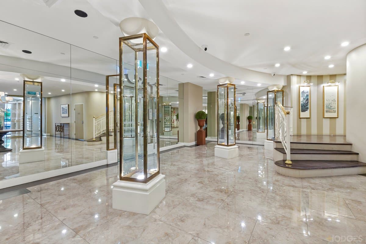 66/145 Canterbury Road, Toorak - Thumbnail 2