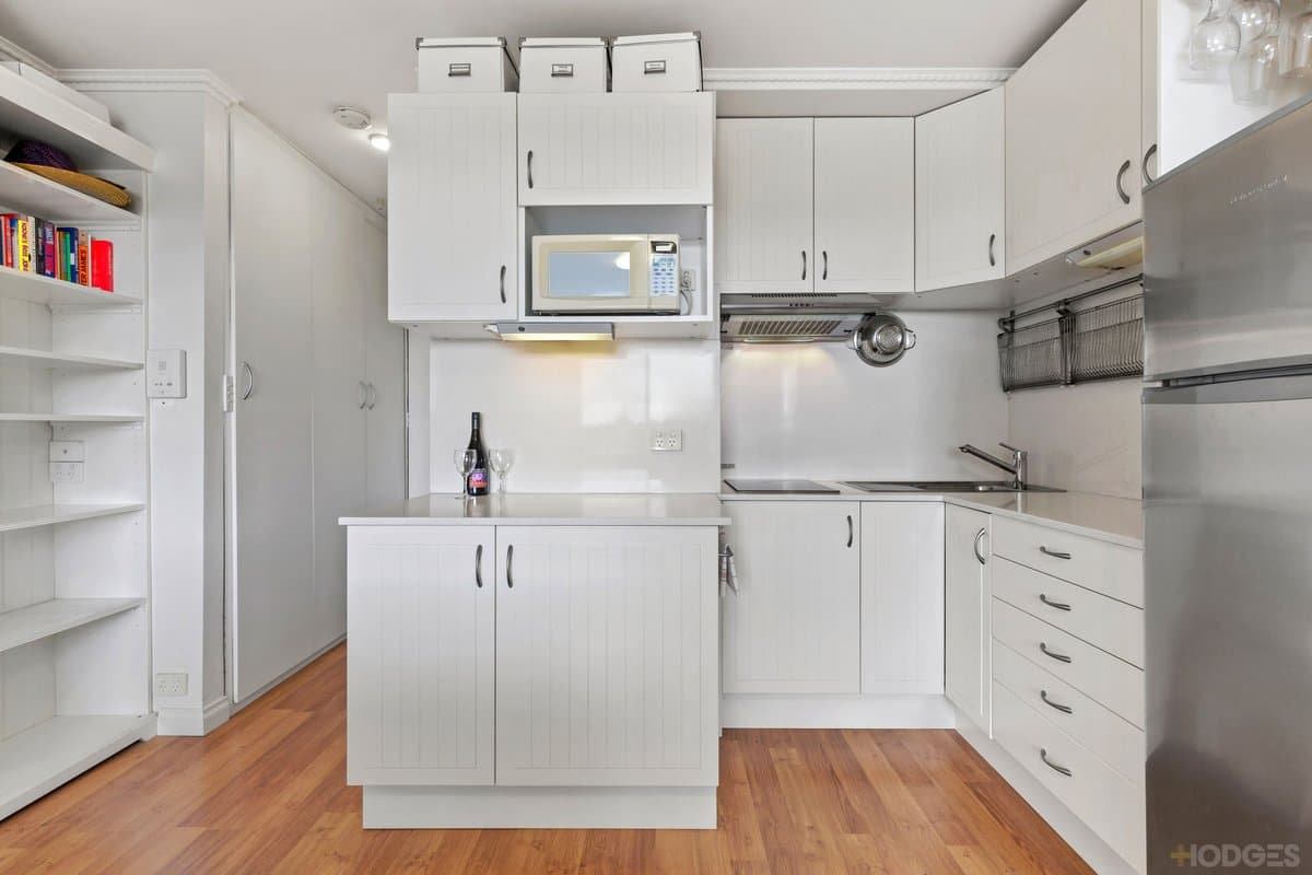 66/145 Canterbury Road, Toorak - Thumbnail 3