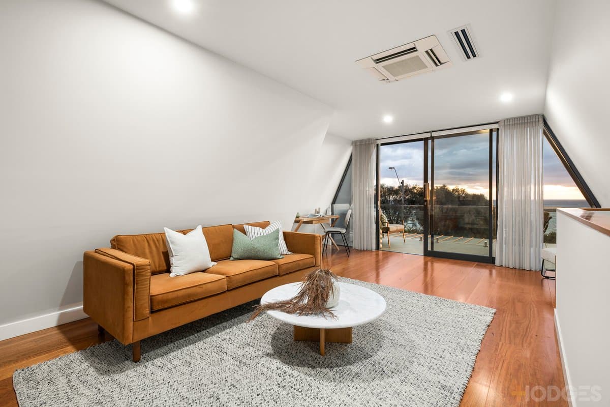 67 Beach Road, Hampton - Thumbnail 7