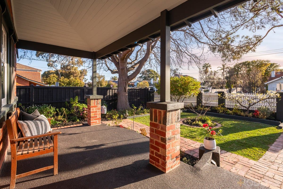 22 Avondale Street, Hampton - Thumbnail 2