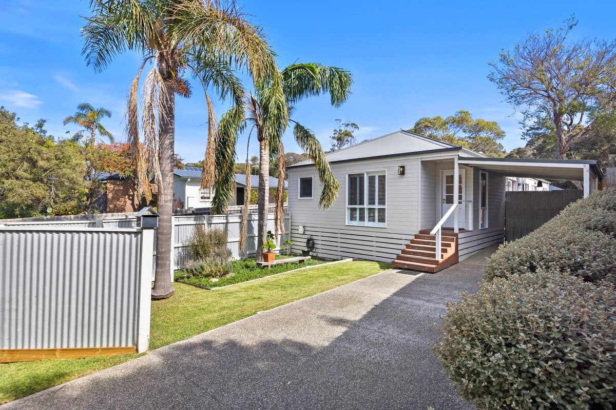 166 Dundas Street, Rye - Image 1