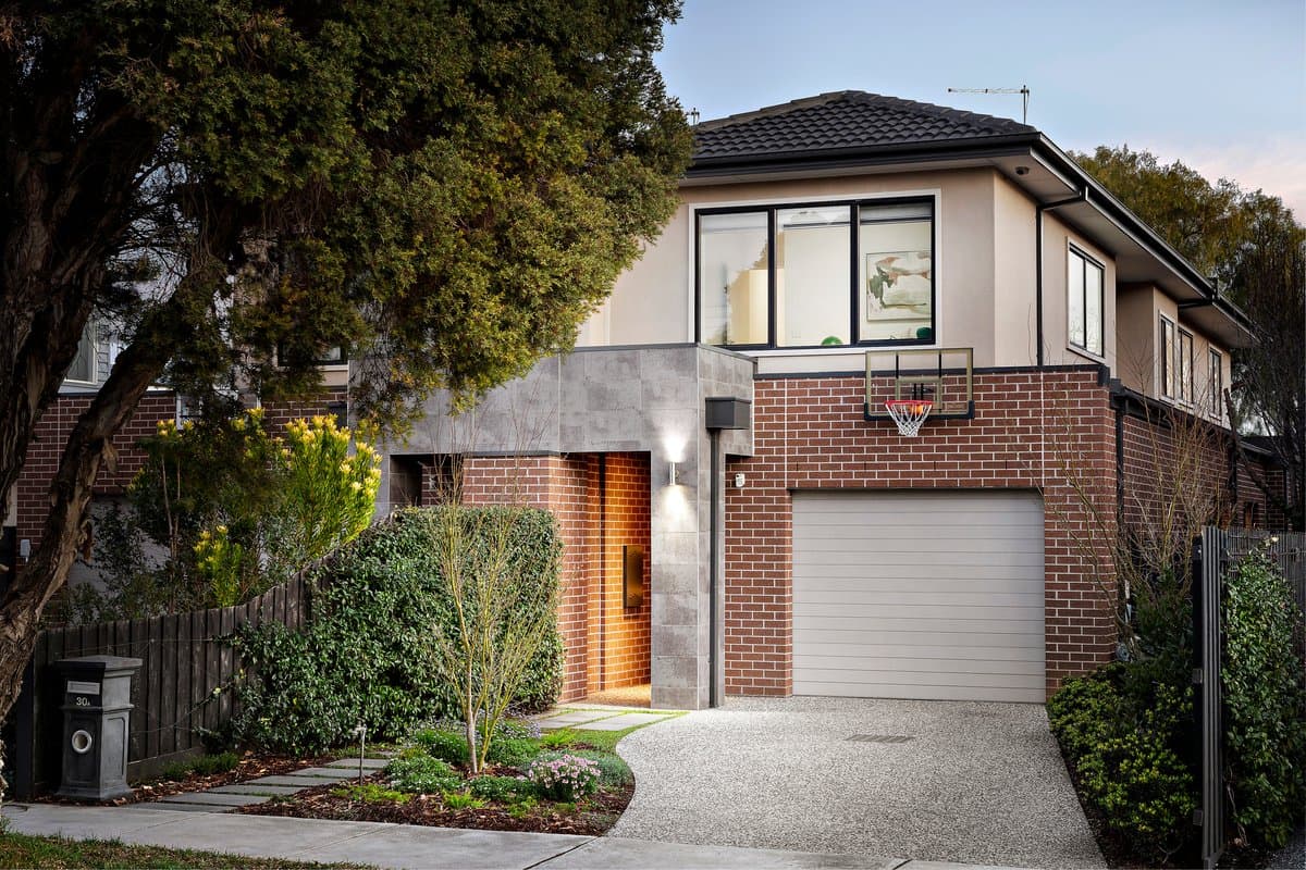 30 A Teddington Road, Hampton - Thumbnail 2