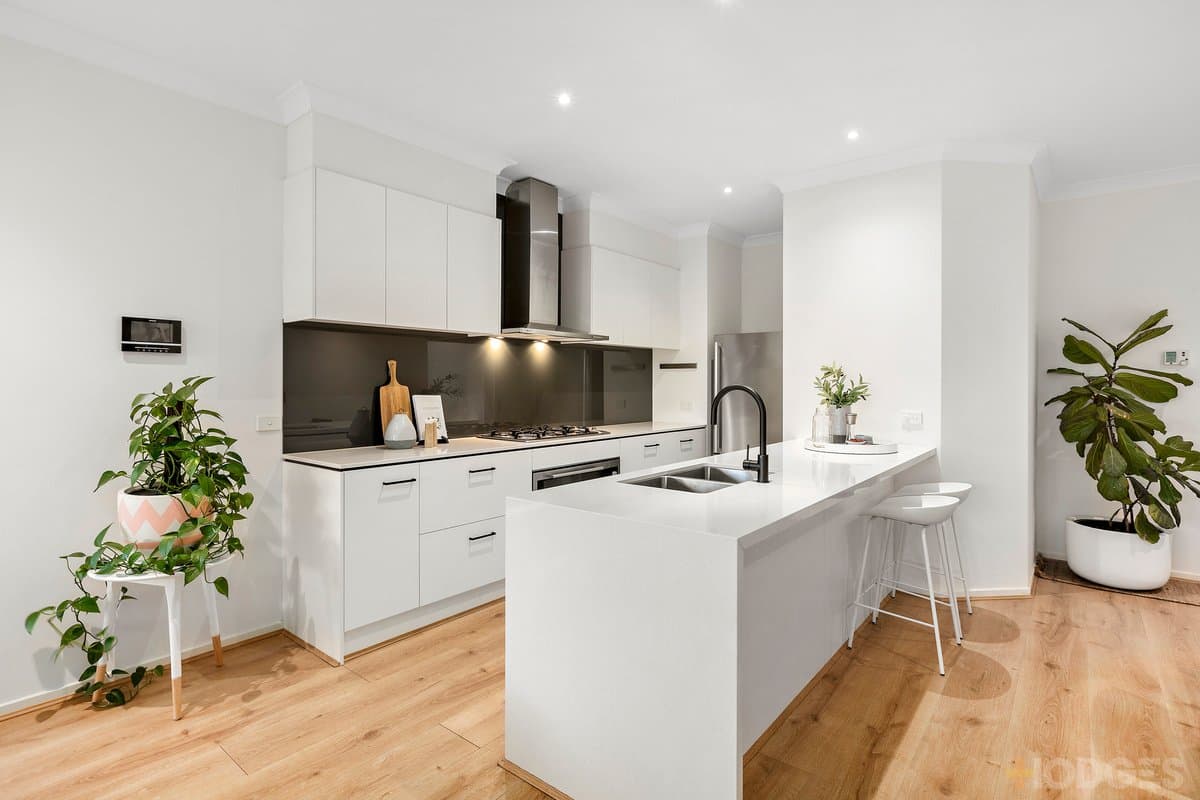 30 A Teddington Road, Hampton - Thumbnail 6