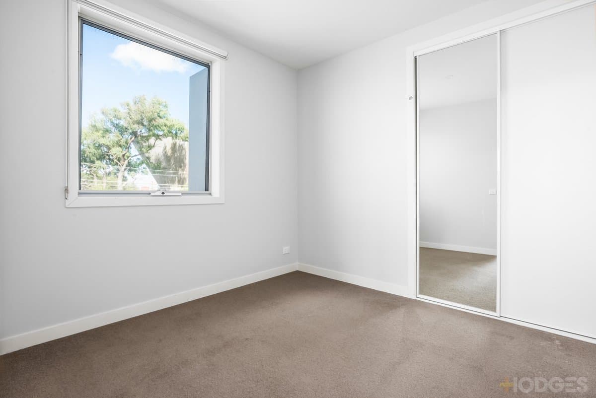 108/5 Bear Street, Mordialloc - Thumbnail 5