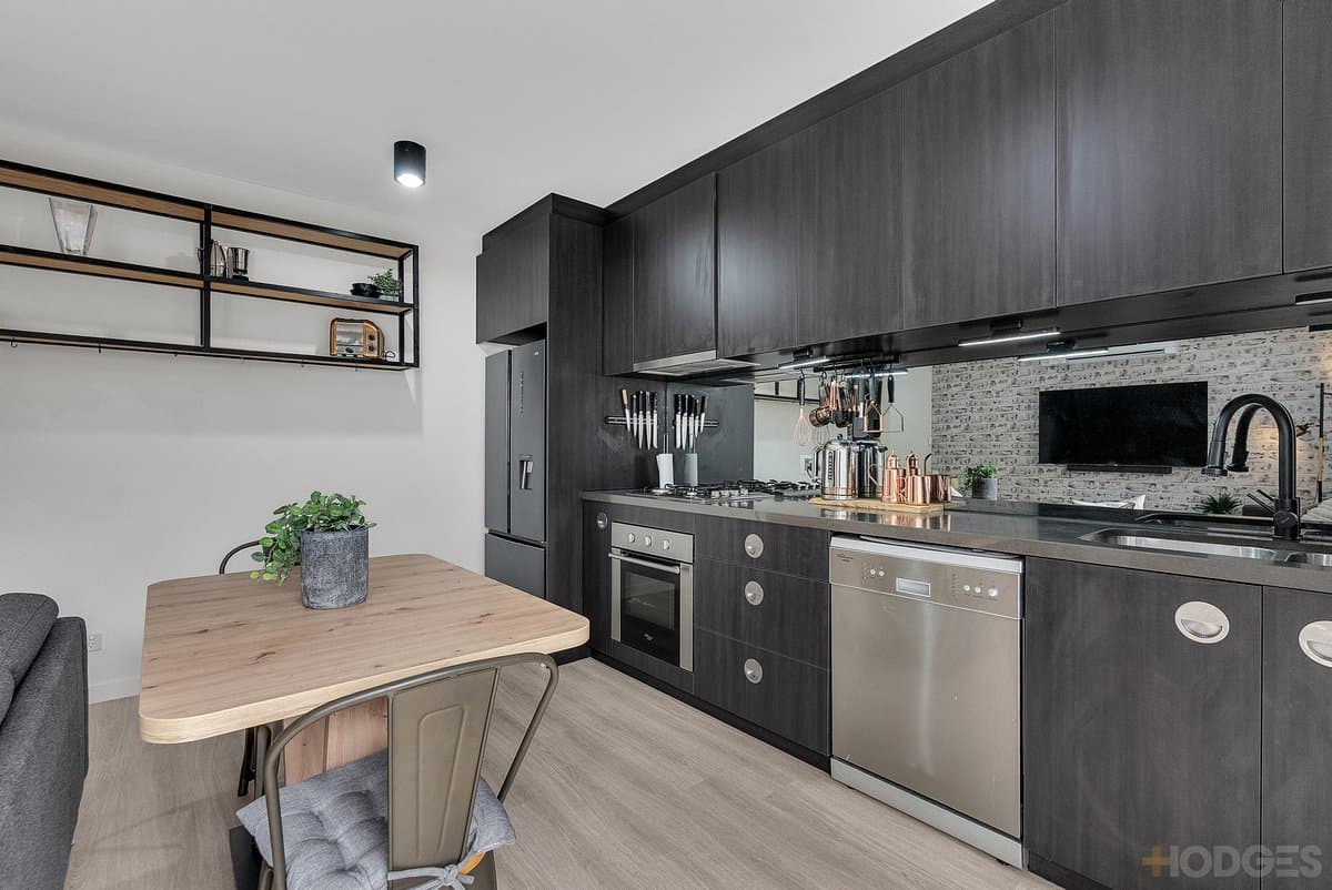 135E McDonald Street, Mordialloc - Thumbnail 4