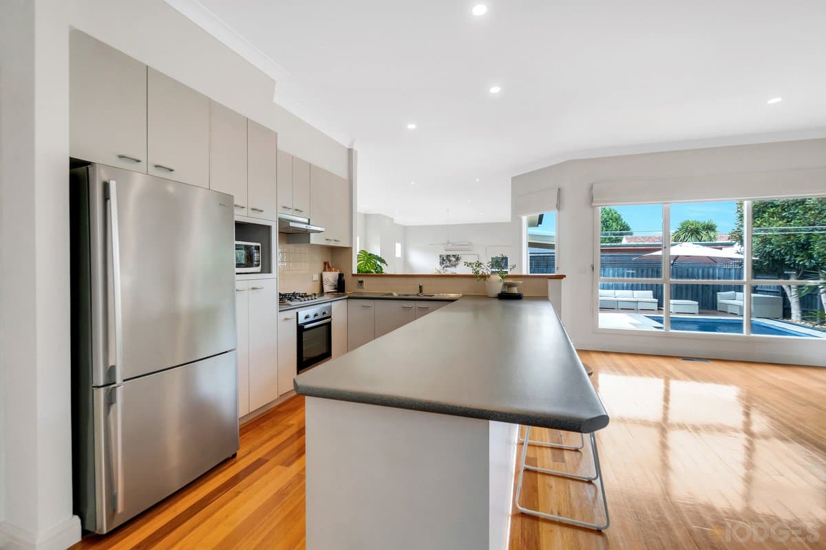64 Marriott Street, Parkdale - Thumbnail 3