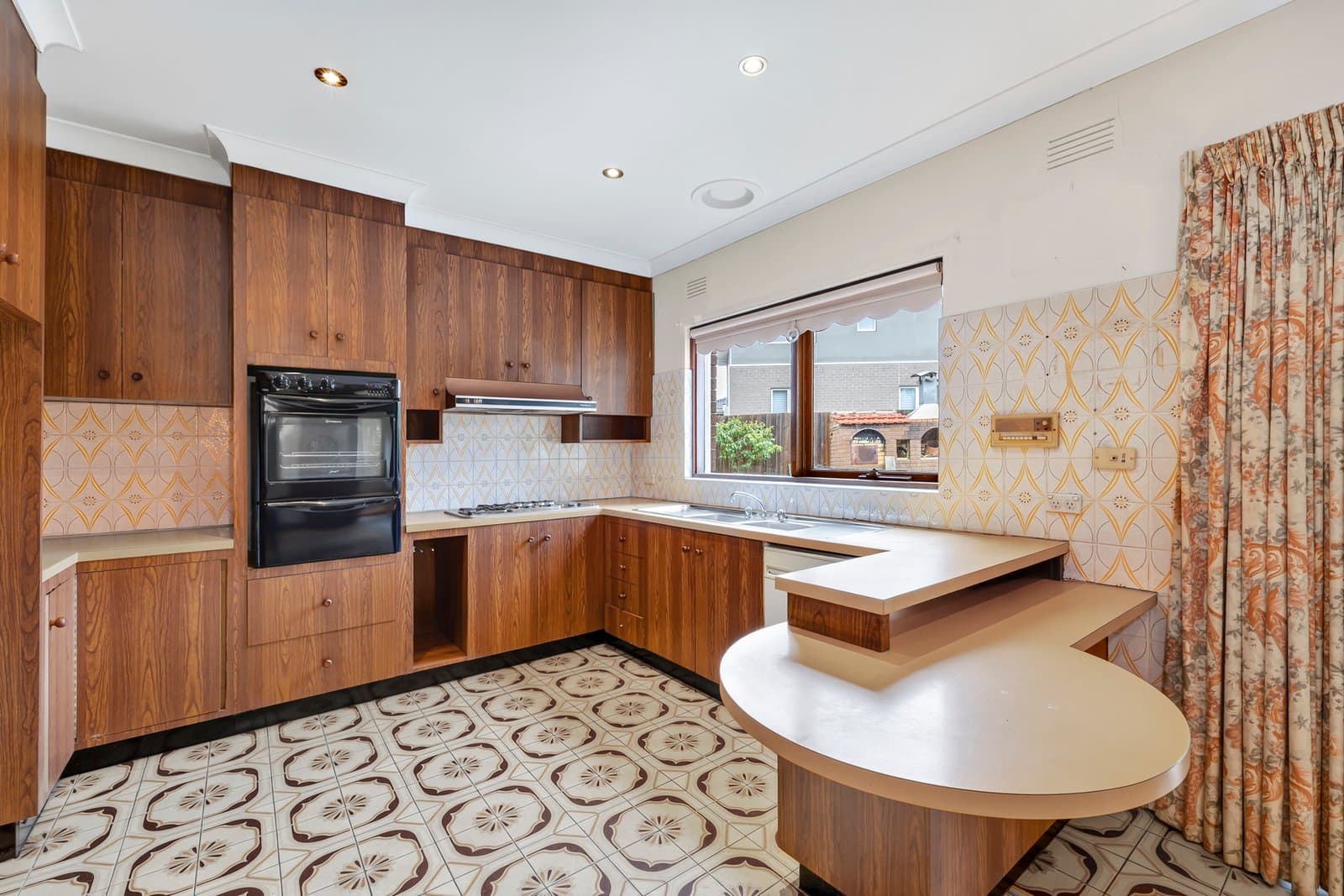 8 Telopea Place, Burwood East, Burwood East - Thumbnail 3