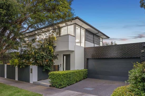 6A Chislehurst Road, Hampton, Hampton - Image 1