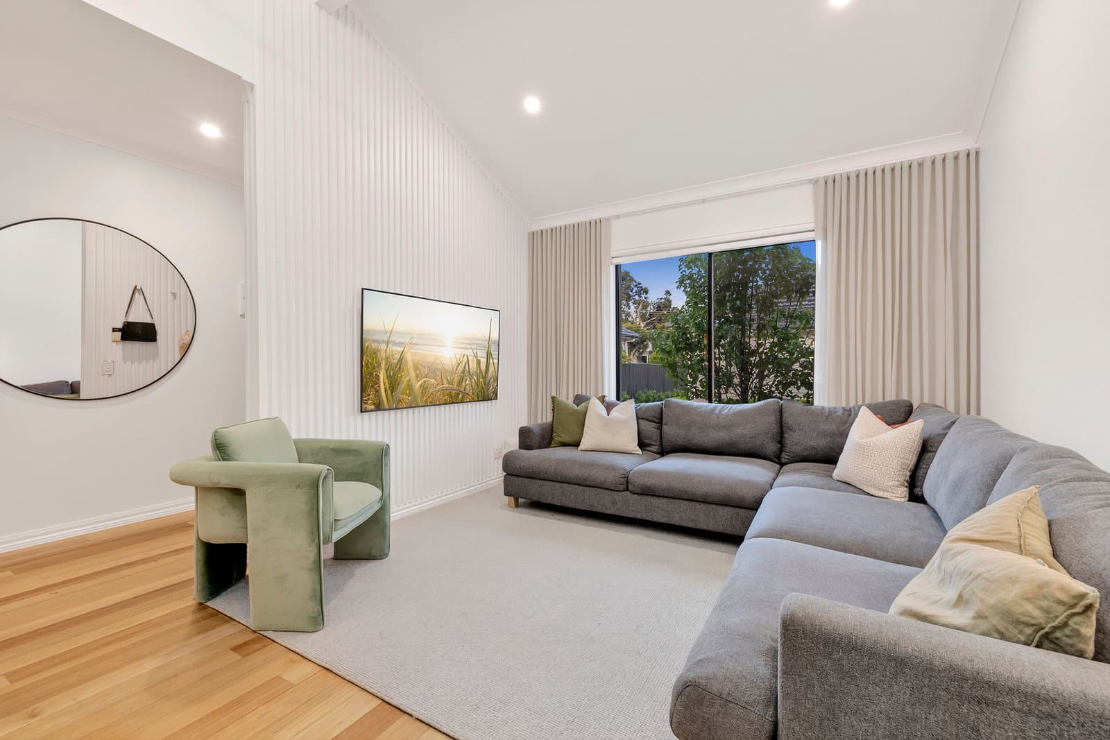 2/67 Carmichael Road, Oakleigh East, Oakleigh East - Thumbnail 2