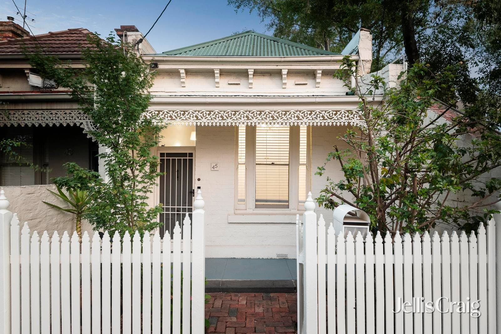 45 Westbank Terrace, Richmond, Richmond - Thumbnail 2