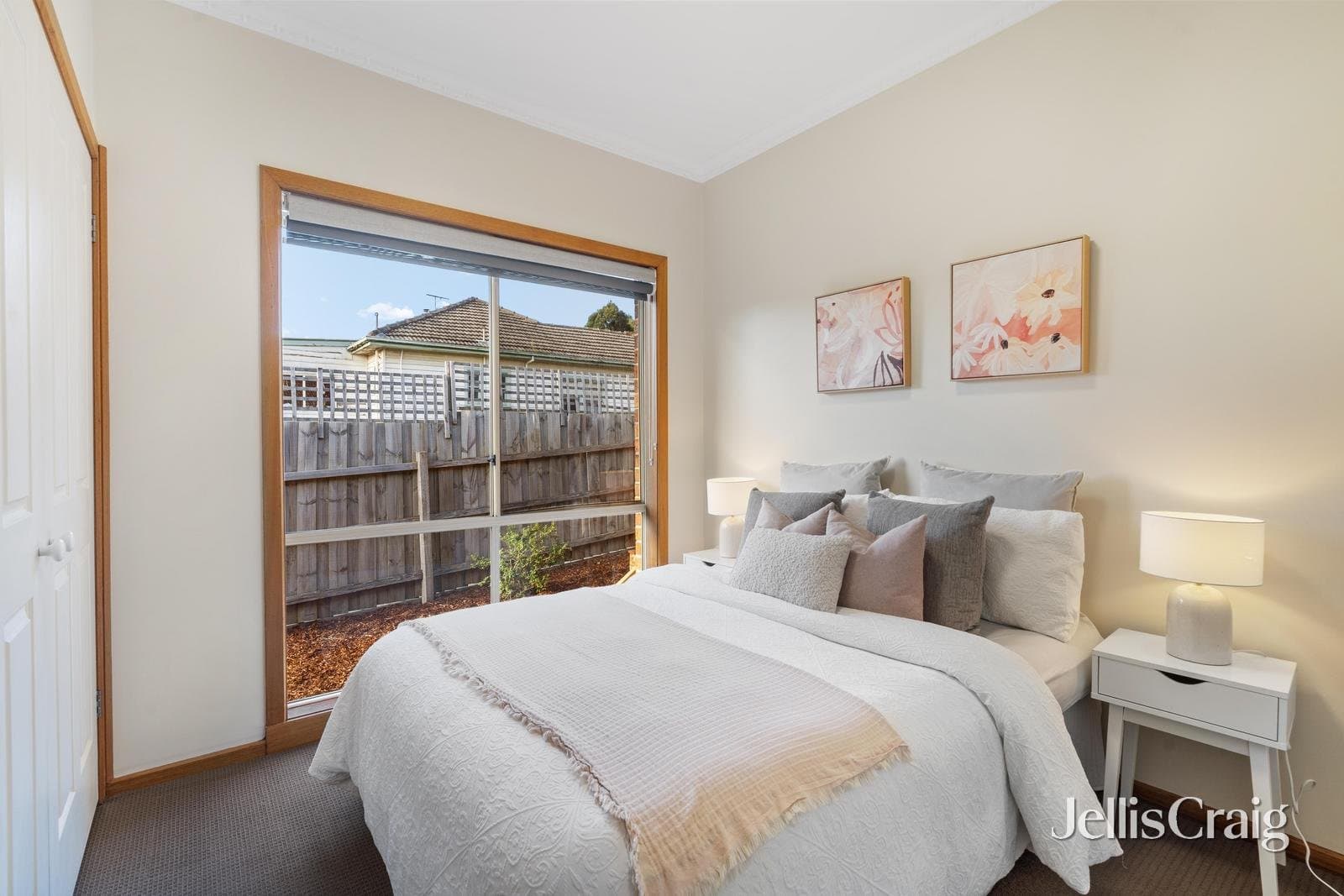 23 Dunscombe Avenue, Glen Waverley, Glen Waverley - Thumbnail 8